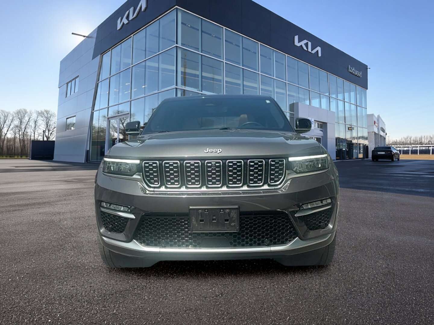 used 2022 Jeep Grand Cherokee car, priced at $39,995