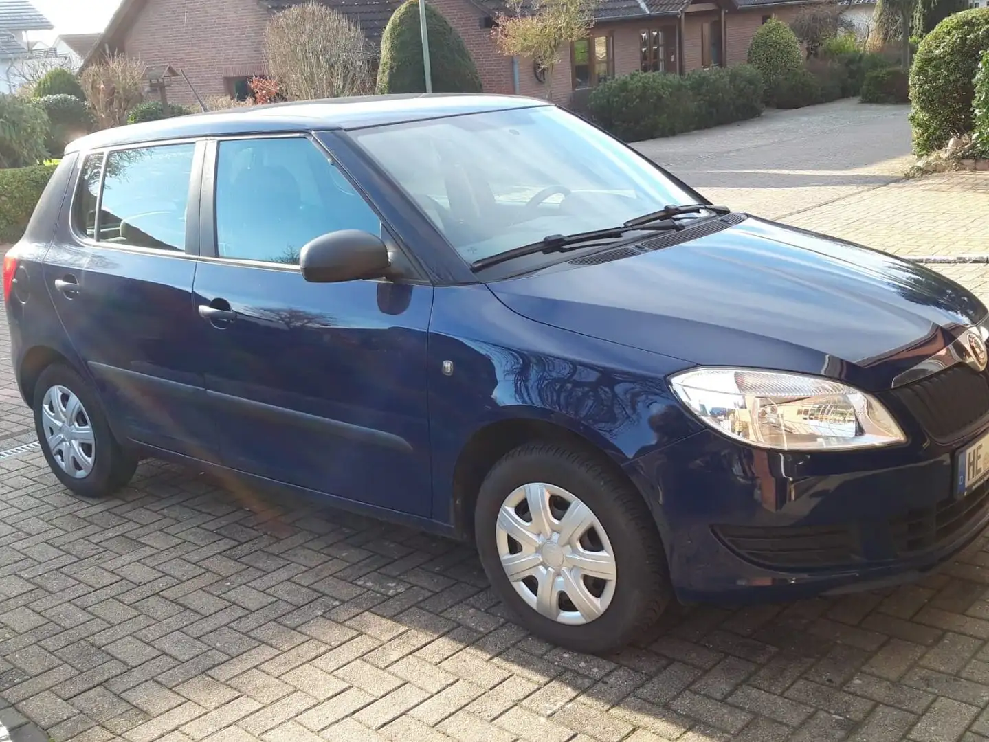 Skoda Fabia Fabia 1.2 HTP COOL EDITION Blau - 2