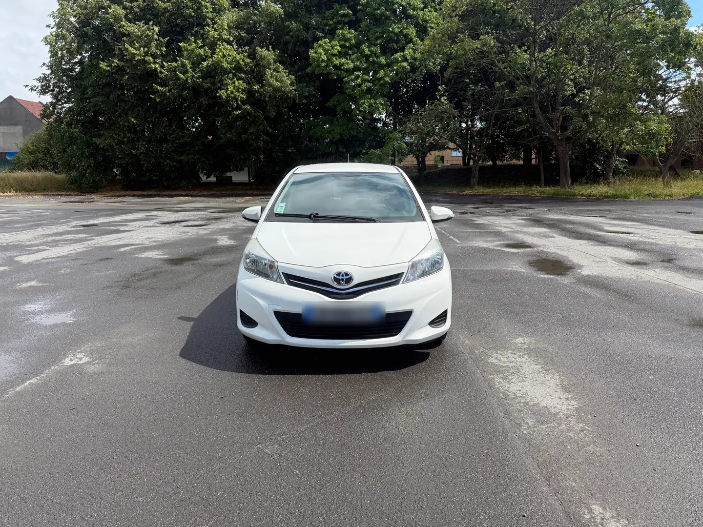 Toyota Yaris 100 VVT-i Dynamic CVT - 2