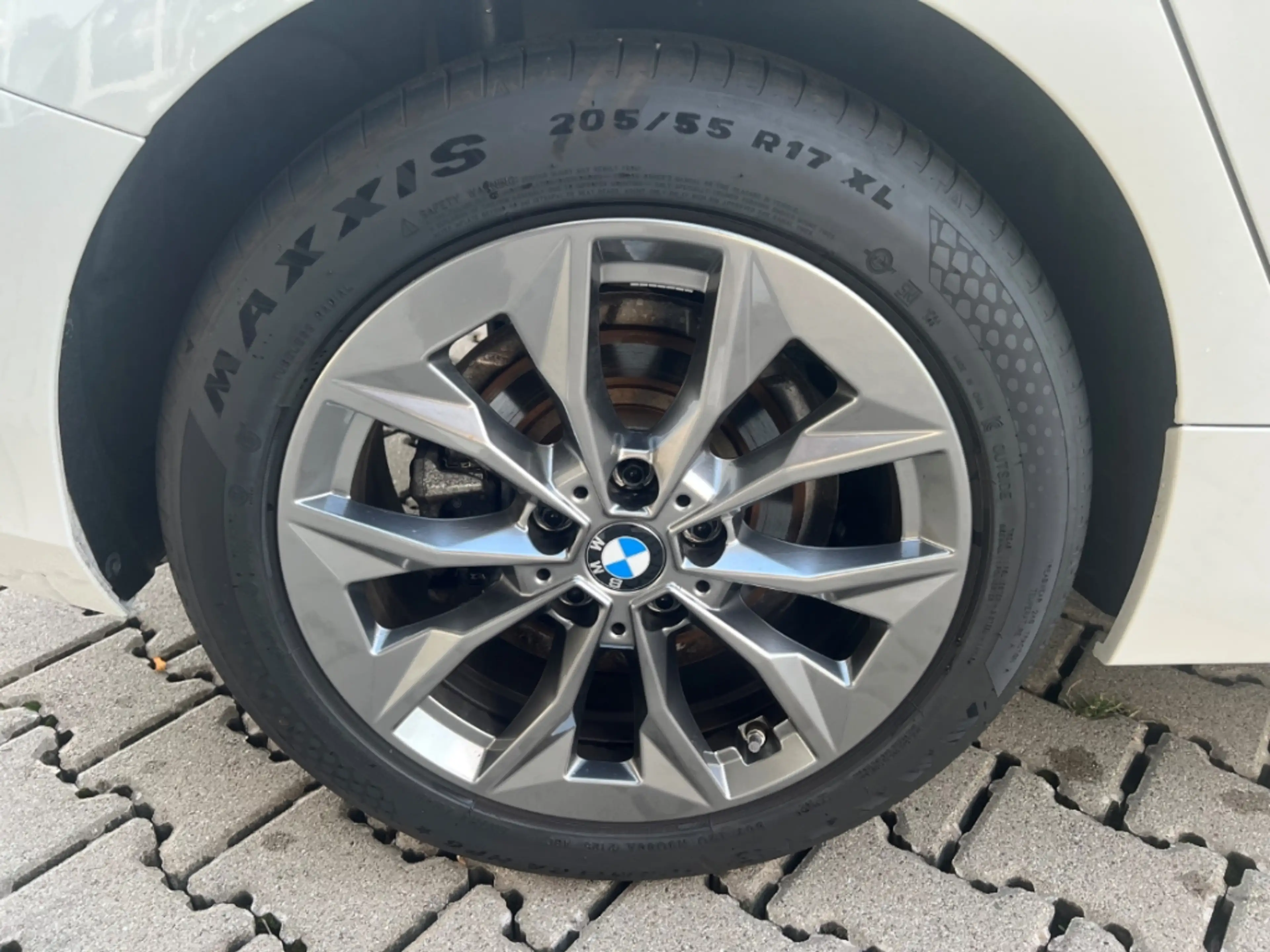 BMW 120 adLED SHZ Alarm ParkAss DrivAss Klimaaut Komfortzu — photo 11