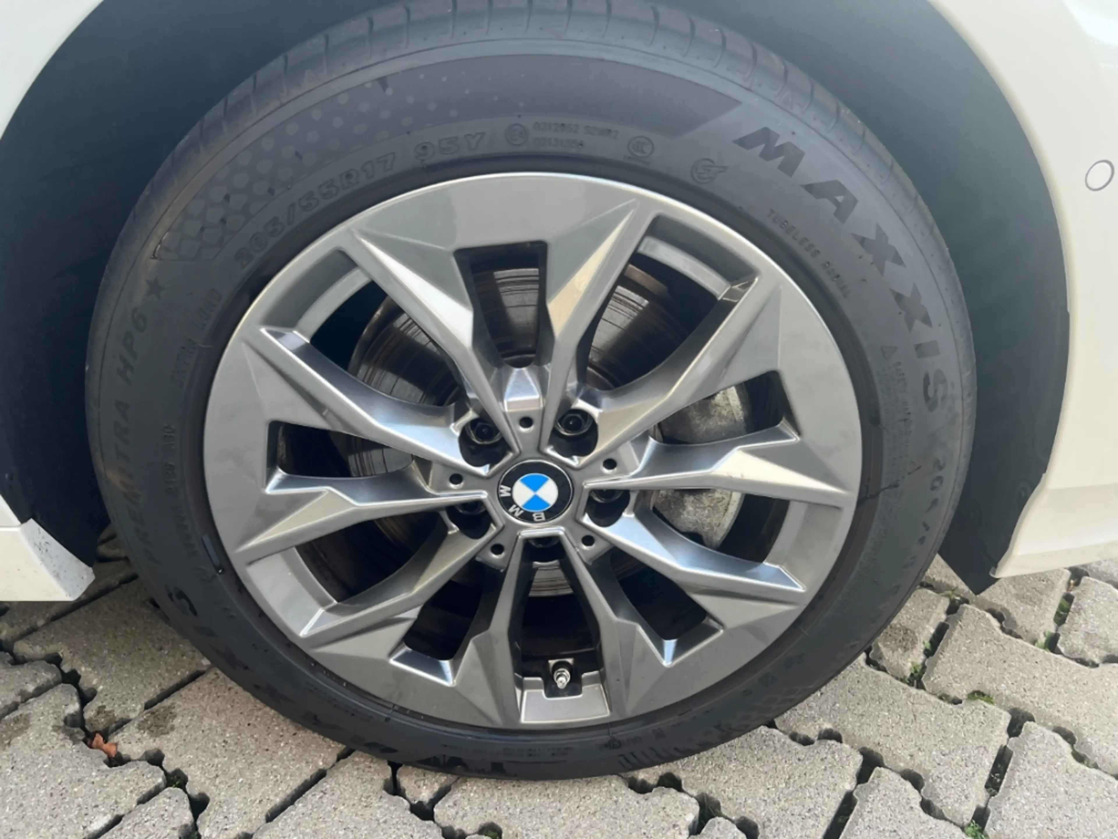 BMW 120 adLED SHZ Alarm ParkAss DrivAss Klimaaut Komfortzu — photo 10