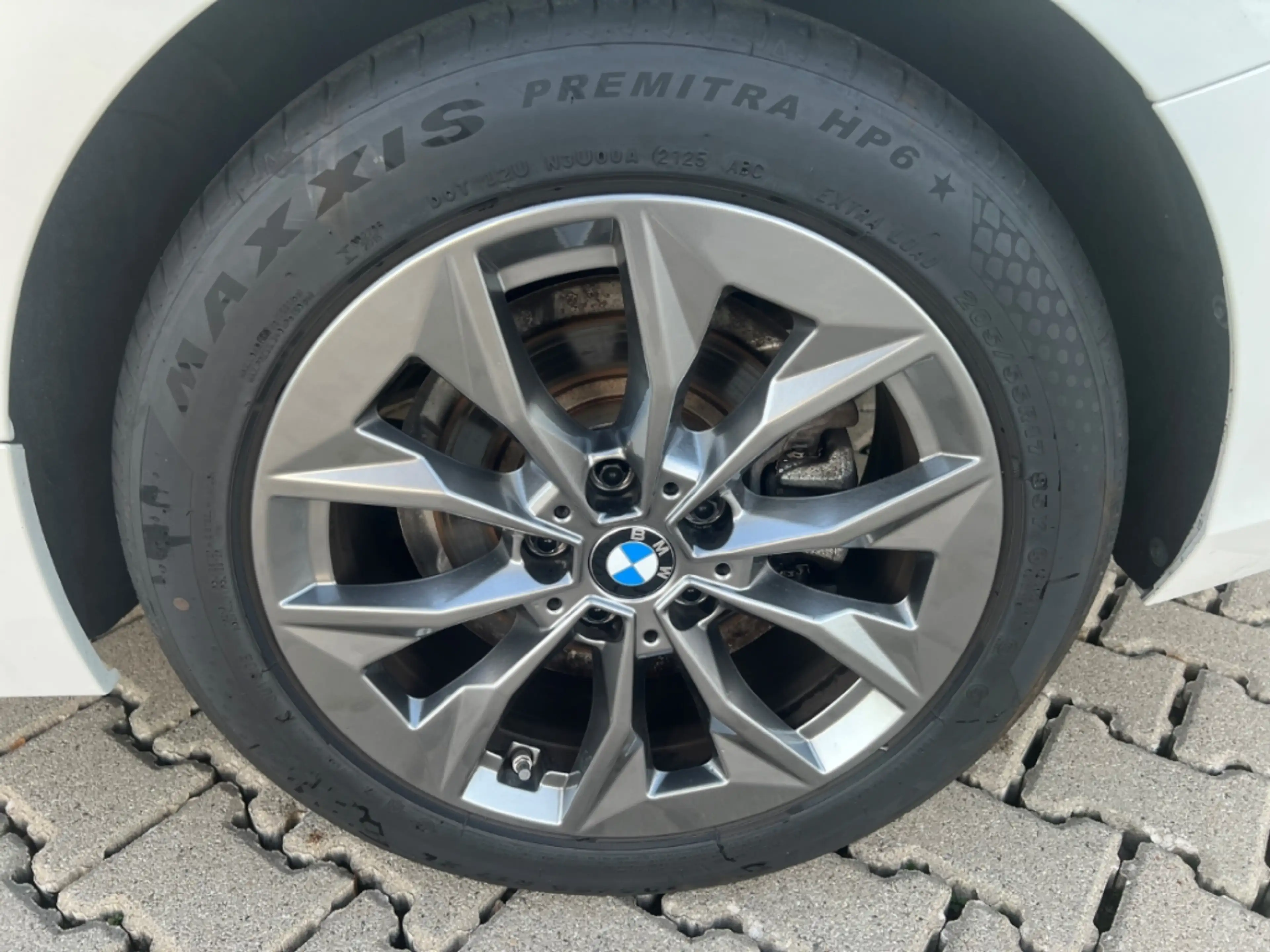 BMW 120 adLED SHZ Alarm ParkAss DrivAss Klimaaut Komfortzu — photo 12