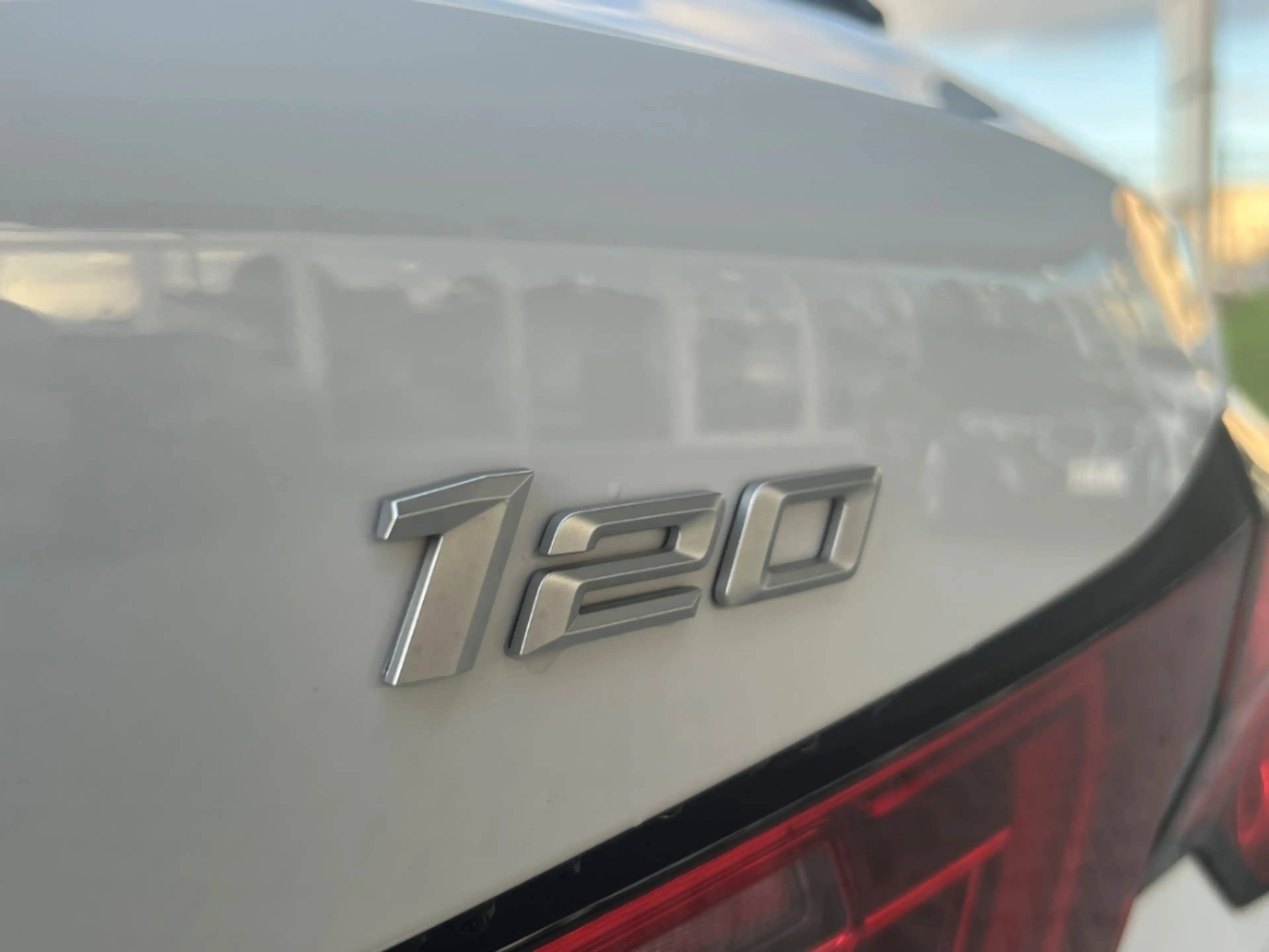 BMW 120 adLED SHZ Alarm ParkAss DrivAss Klimaaut Komfortzu — photo 6