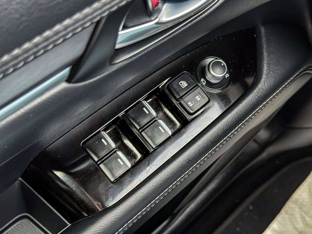 used 2025 Mazda CX-5 car