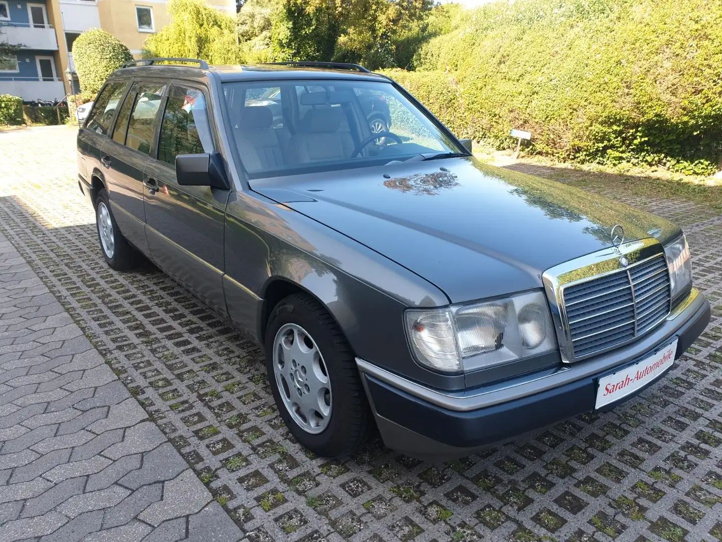 Mercedes-Benz E 300 TE Kombi Gris - 2