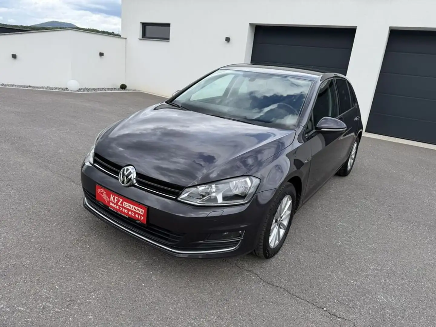 Volkswagen Golf Lounge BMT/Navi/ZR neu Grau - 1