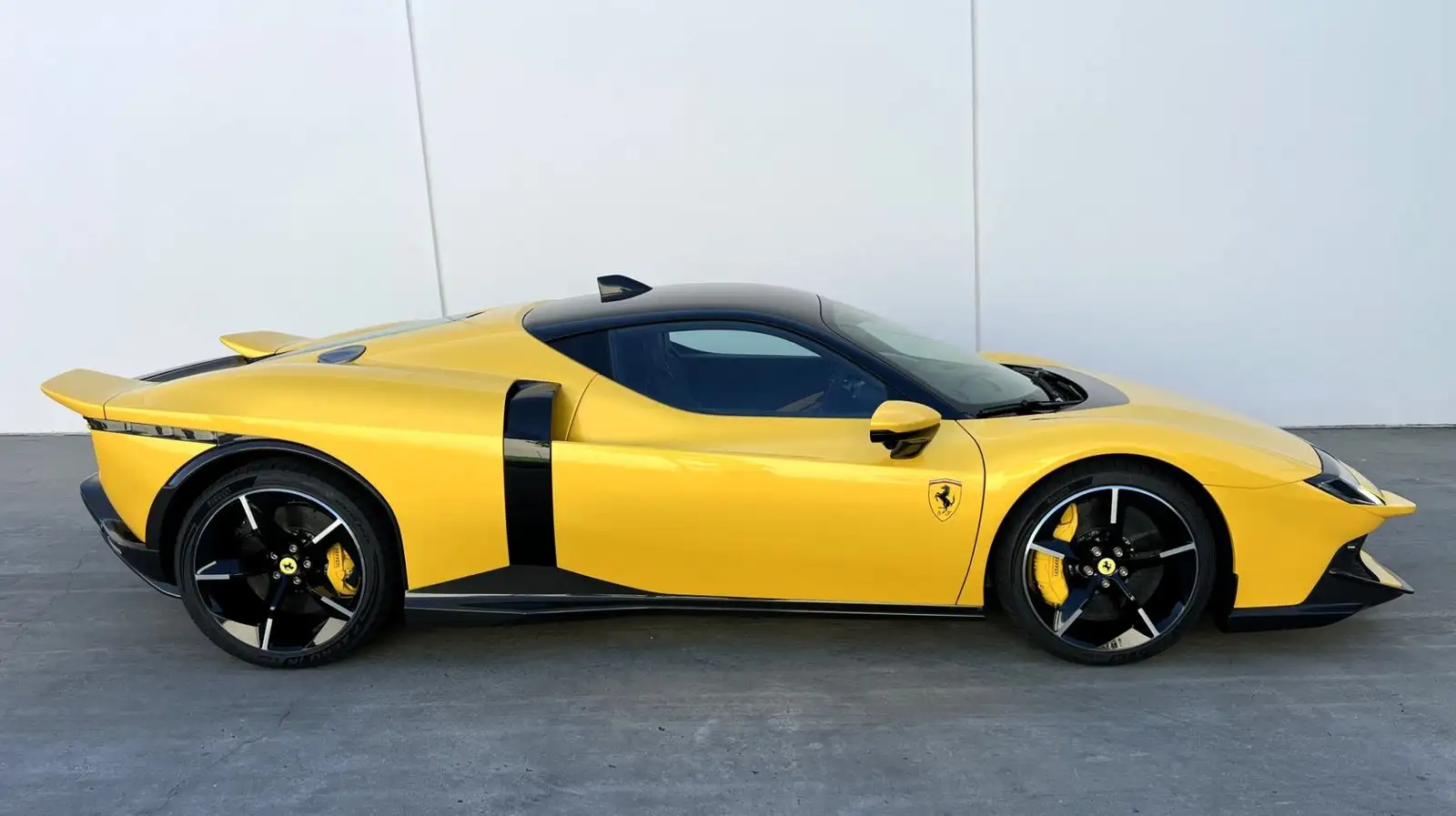 Ferrari 849 Testarossa °Special Color°Carbon Ext+Int.°
