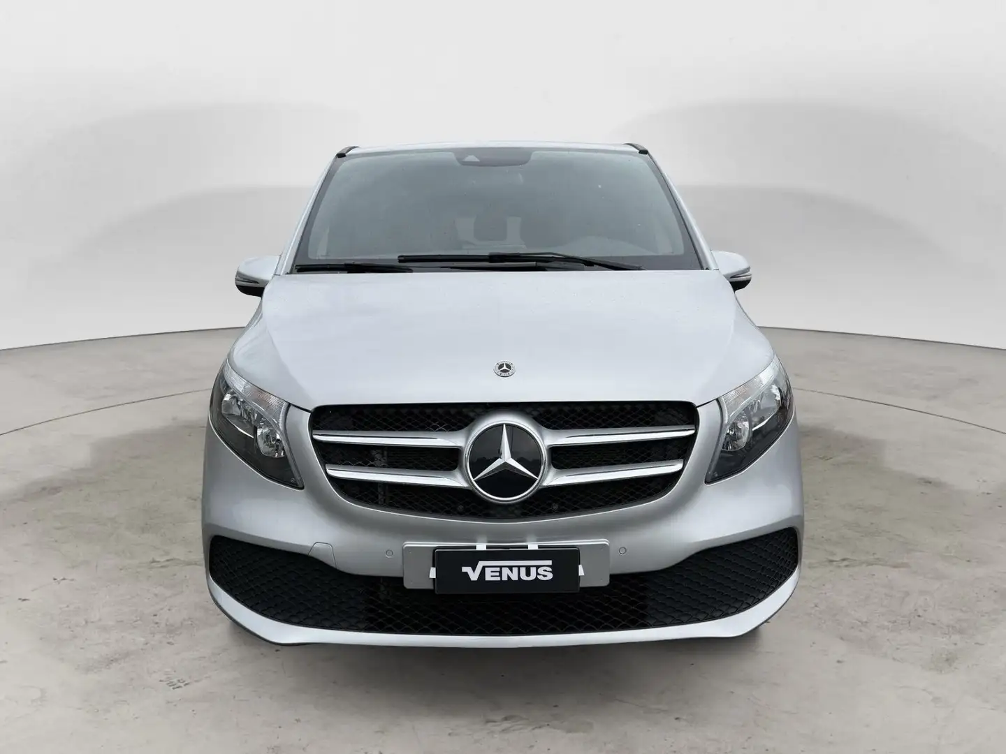 Mercedes-Benz V 250 V 250 d Automatic Executive Compact Srebrny - 2