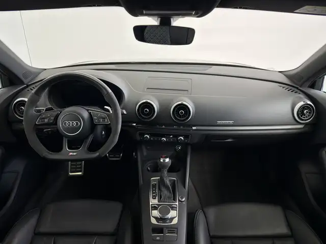 Audi RS3 view 10