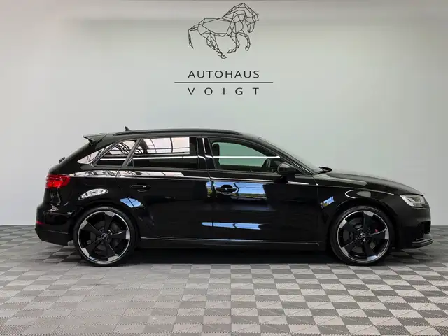 Audi RS3 view 4