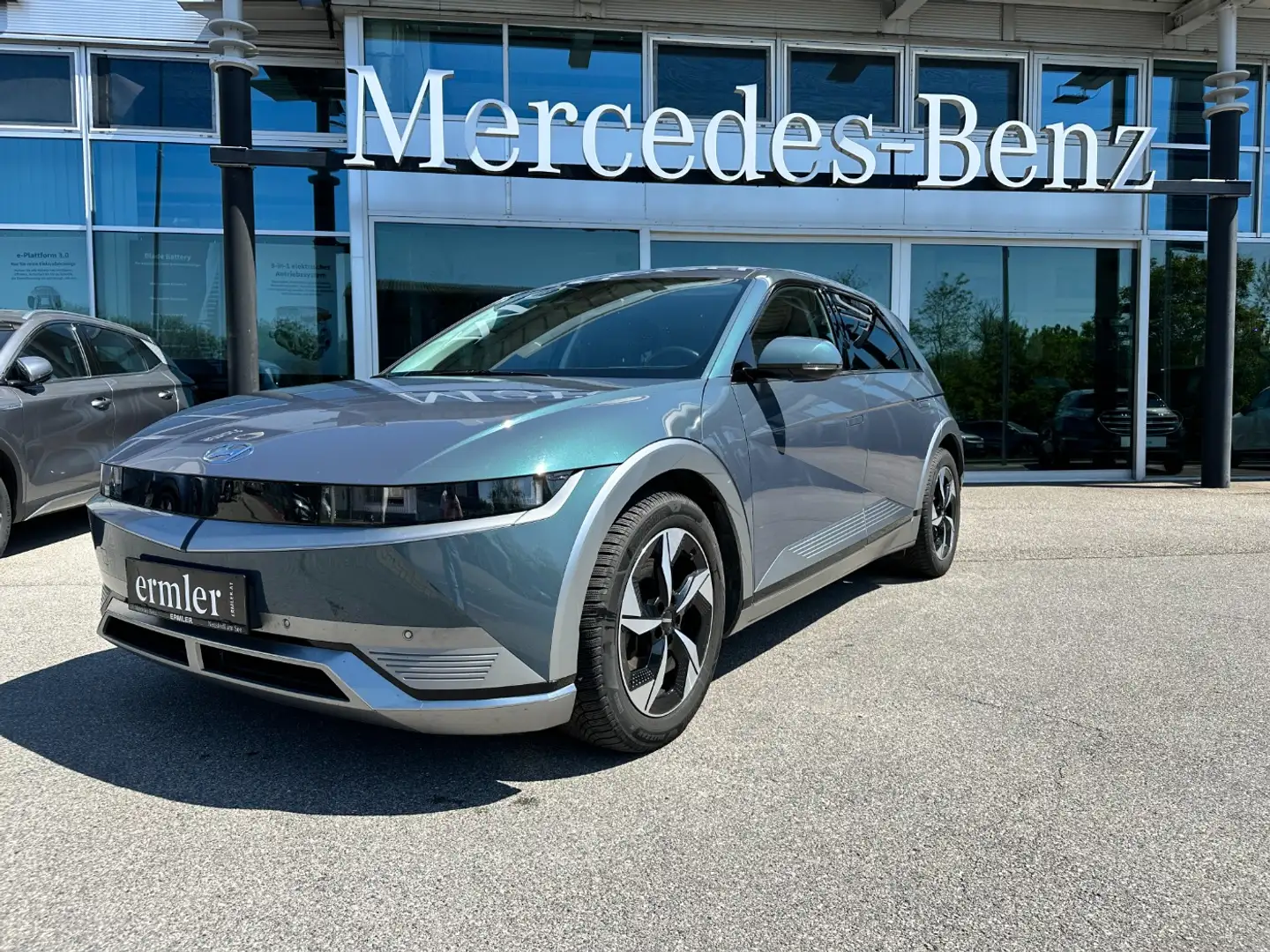 Hyundai IONIQ 5 Elektro 73 kWh Plus Line Long Range Grün - 2