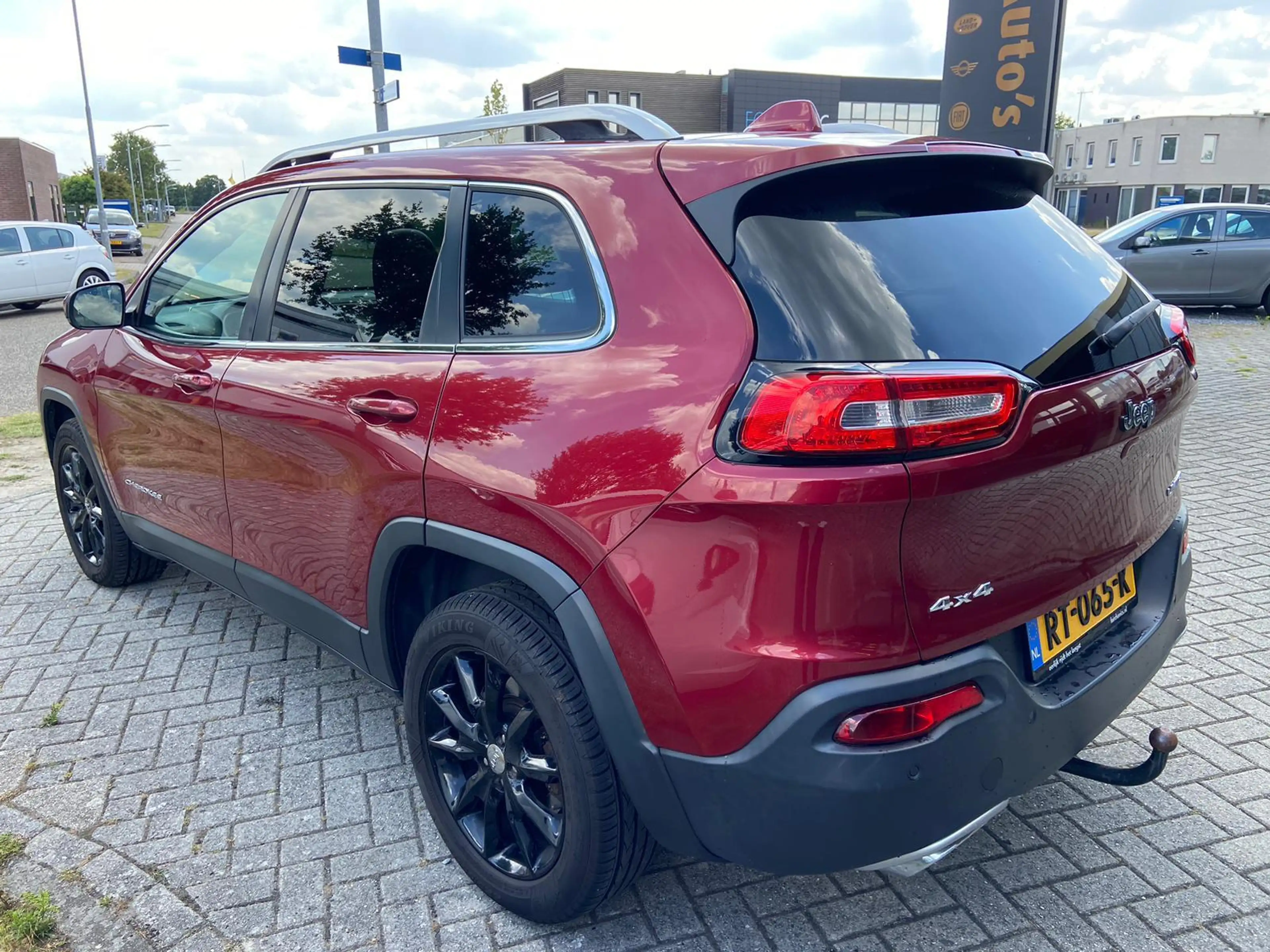 Jeep Cherokee 2.0 Limited 4WD, panodak, trekhaak, navi, cruise, — photo 3