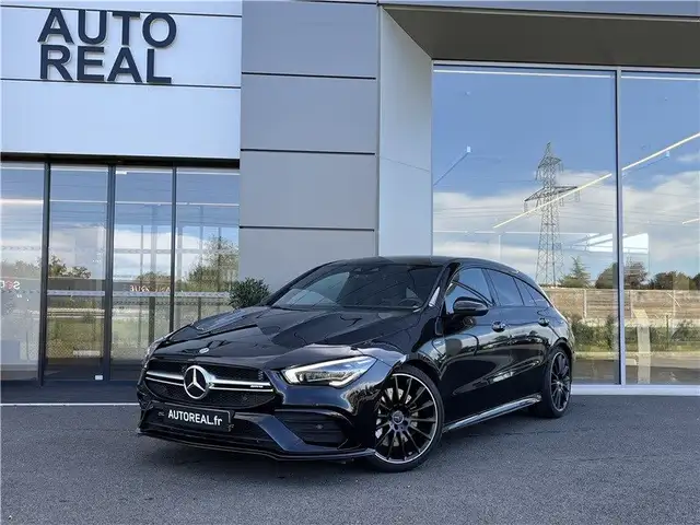 Mercedes-Benz CLA 35 AMG 35 AMG 7G-DCT AMG 4MATIC .