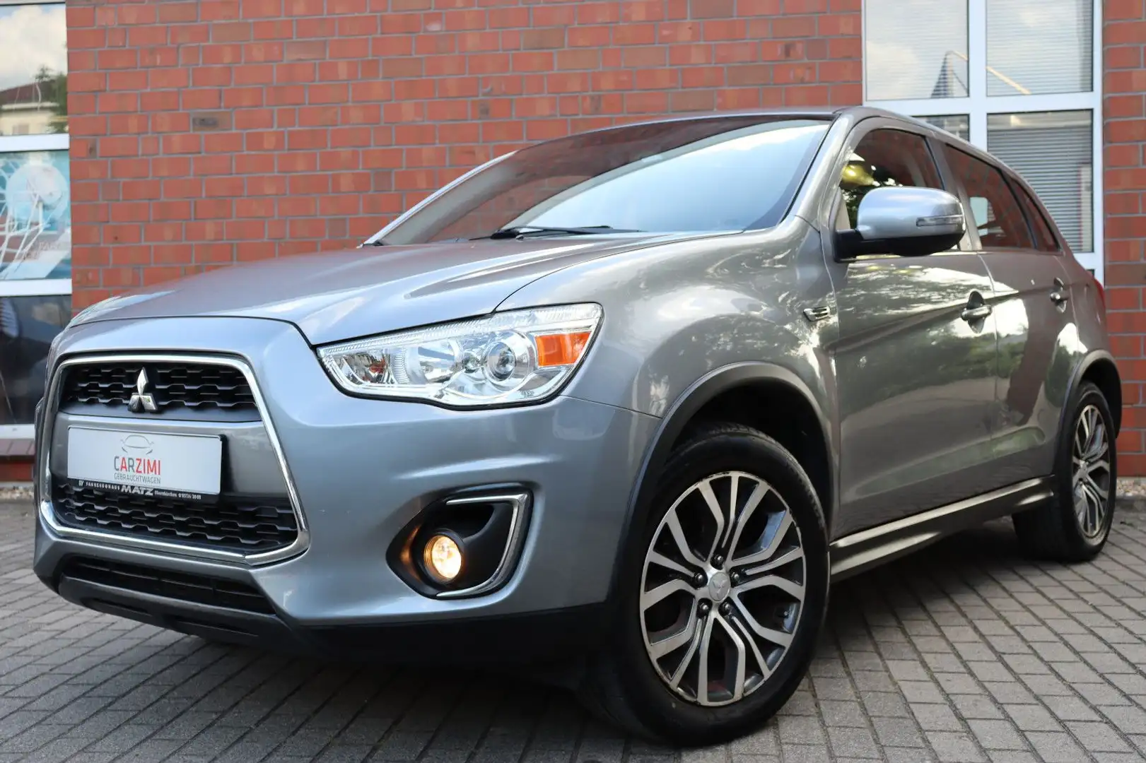 Mitsubishi ASX SUV-Star 1.6 2WD Sitzheizung Kamera 1.Hand Grey - 1