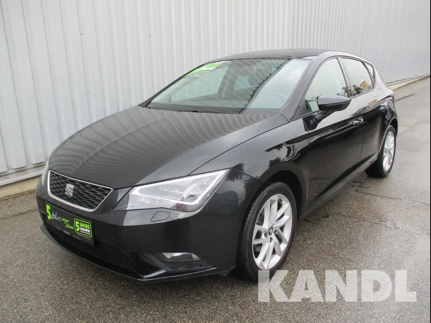 SEAT Leon Style 1.6 TDI CR Start-Stopp Winterpaket LED Noir - 1