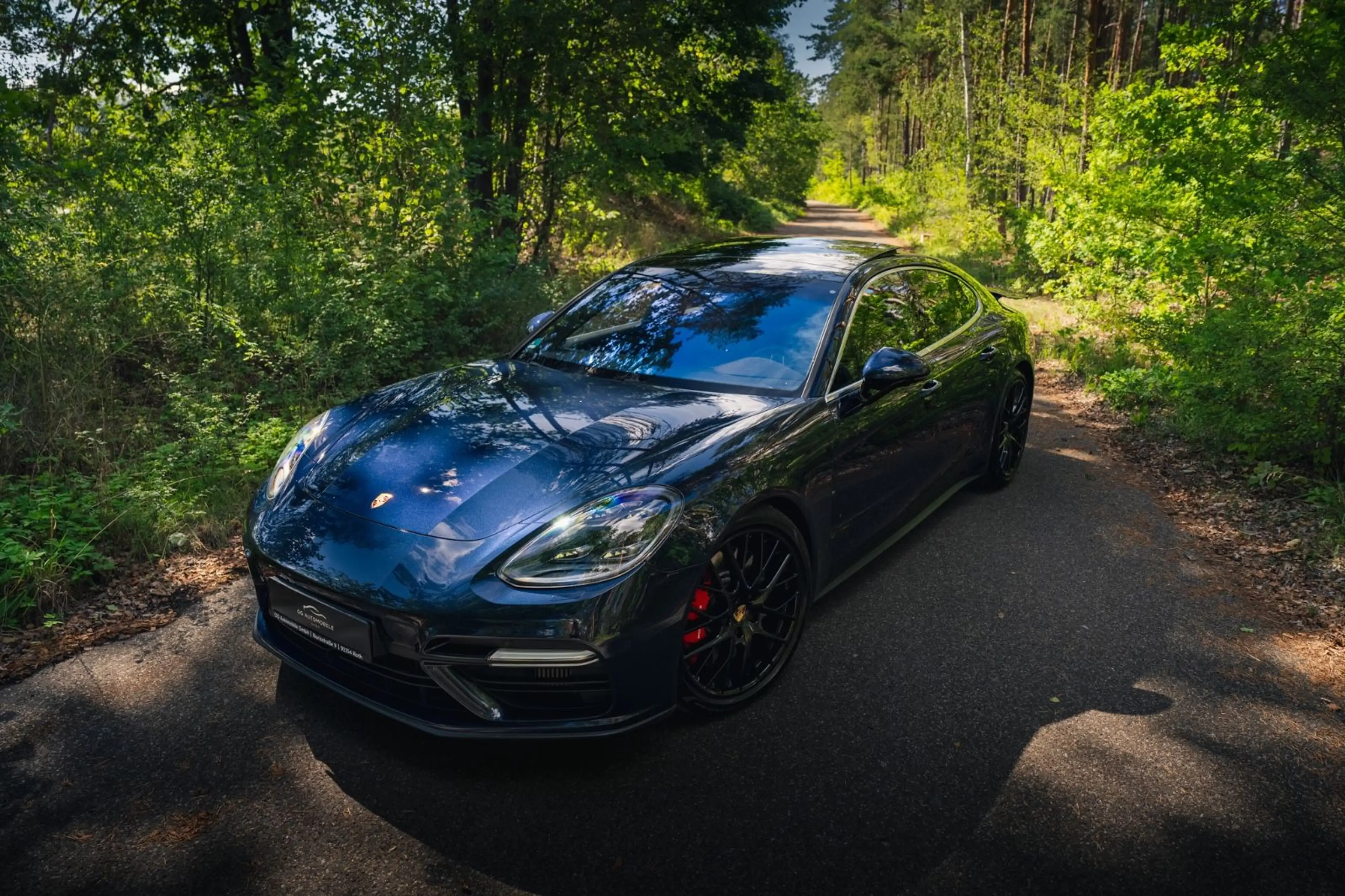 Porsche Panamera Turbo*360*PANO*MEMORY*S.-CHRONO*MATRIX* — photo 2