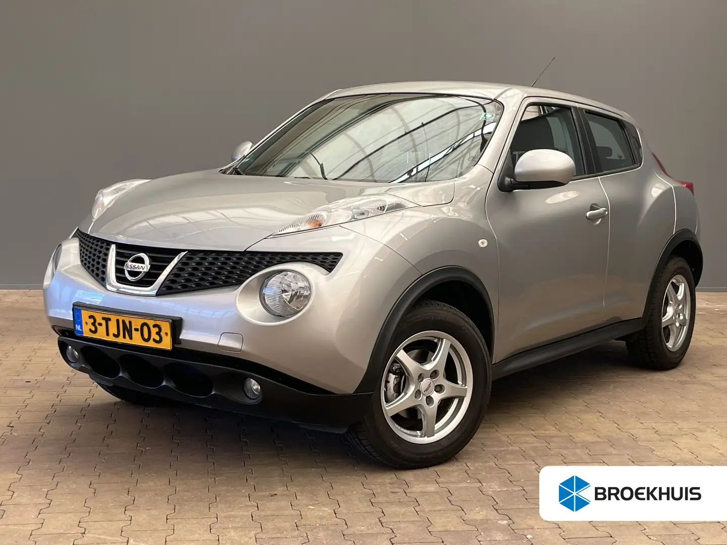 Nissan Juke 1.6 Acenta Trekhaak | Lichtmetalen velgen | DAB | Grijs - 1