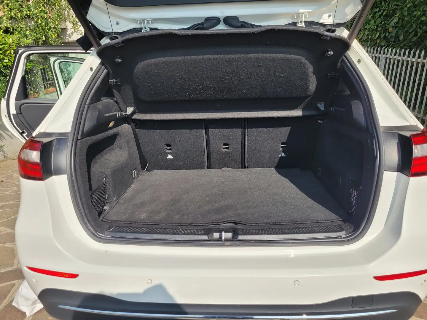 Mercedes-Benz B 180 Classe B - W247 2018 d Executive Weiß - 1