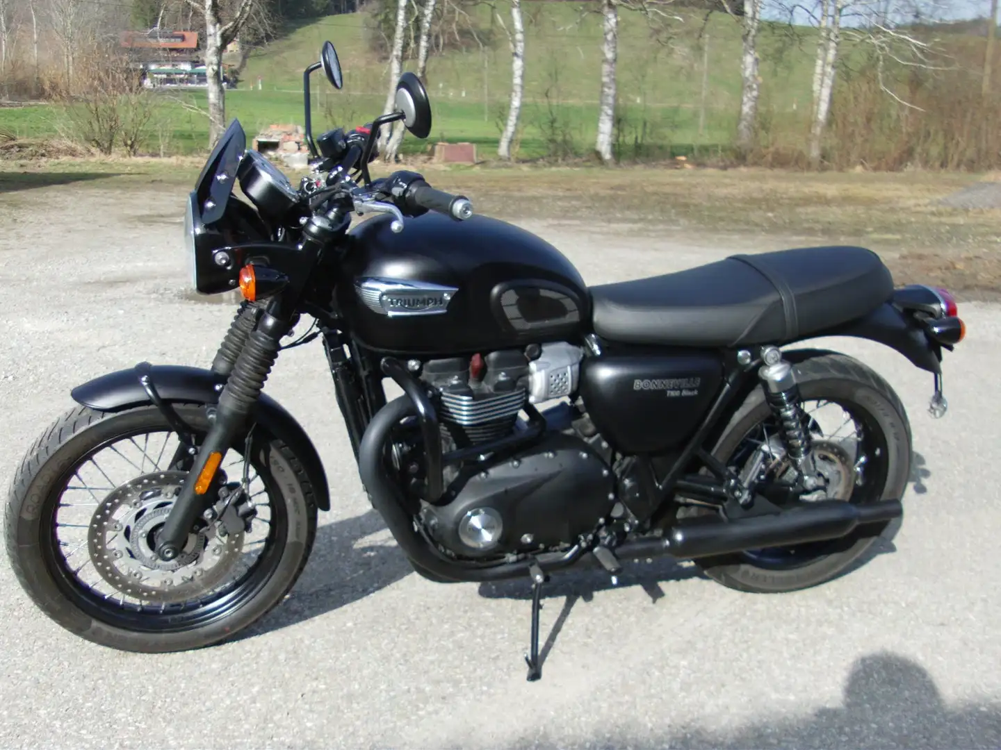 Triumph Bonneville T100 Black Fekete - 1
