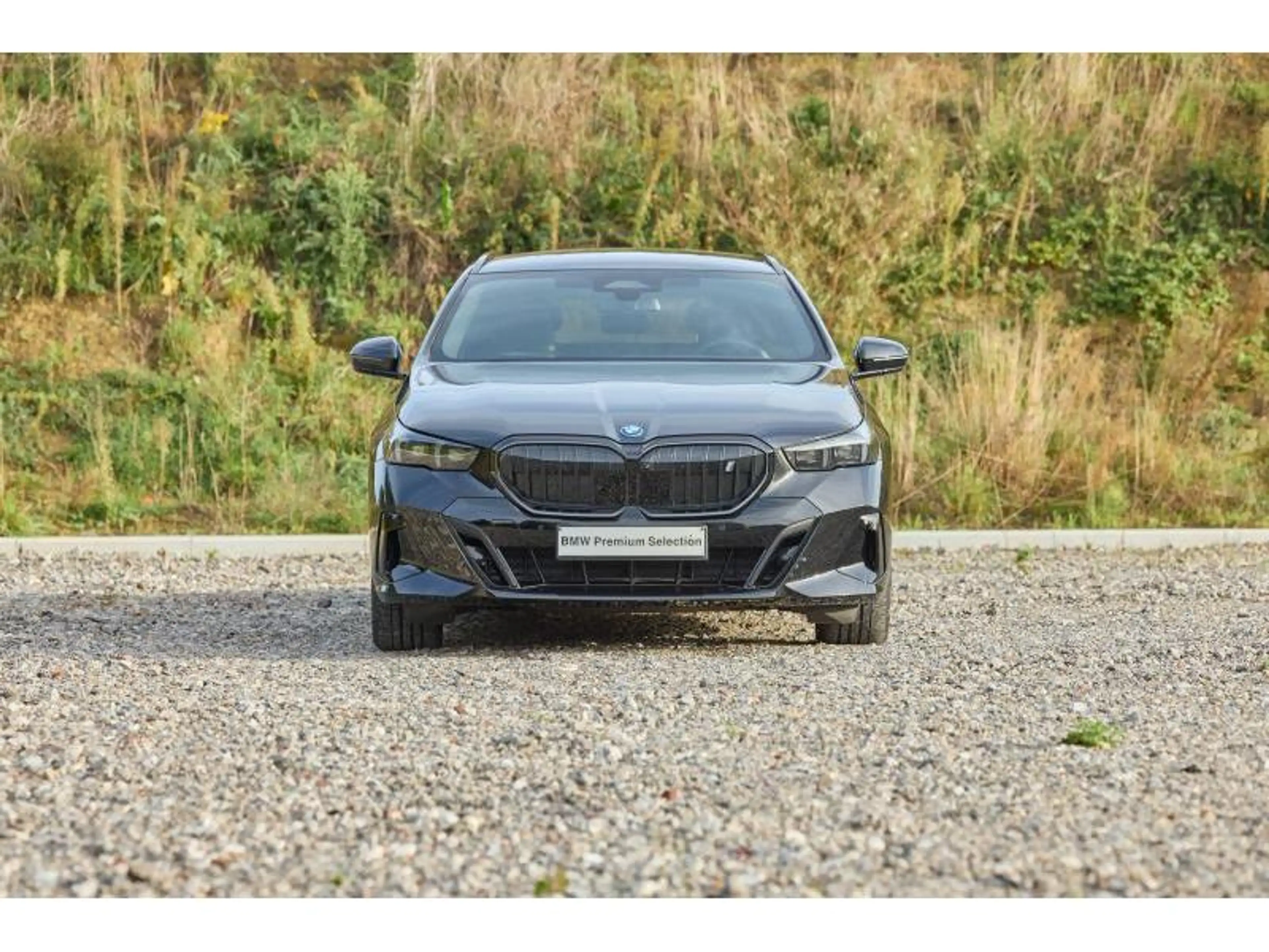 BMW i5 i5 eDrive40 Touring — photo 2