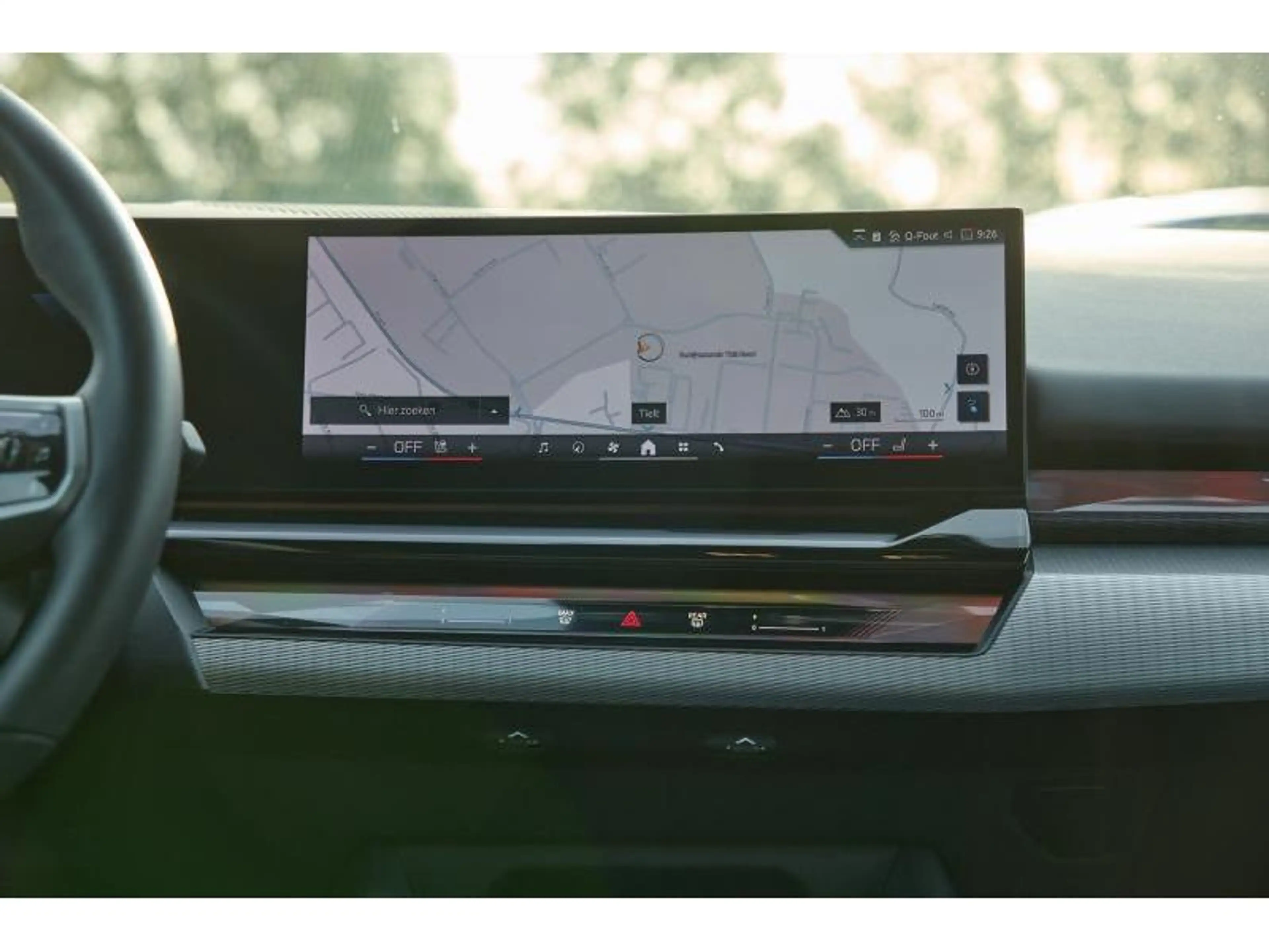 BMW i5 i5 eDrive40 Touring — photo 11