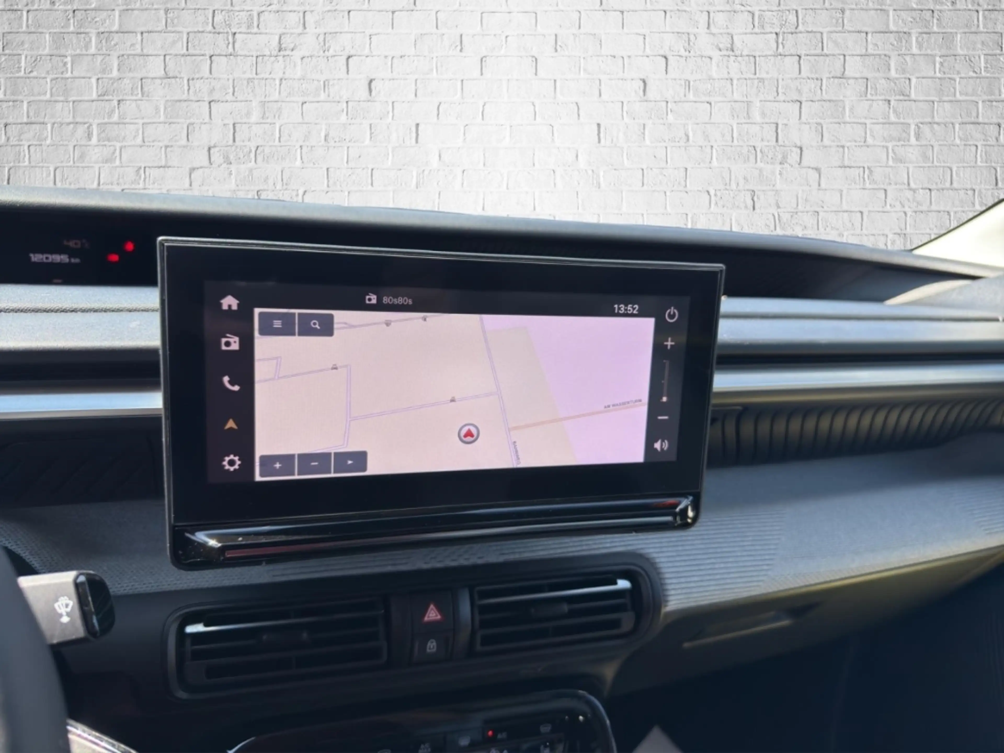 Citroen C3 Aircross e-C3 113 MAX/Winterpaket/Navi/LED — photo 16