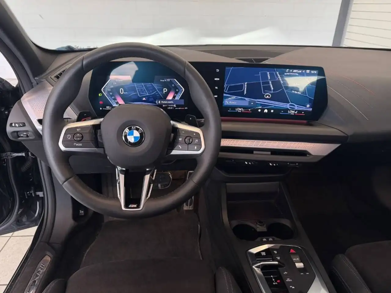 BMW 1 Series 120 48V MSport auto, миниатюра 13