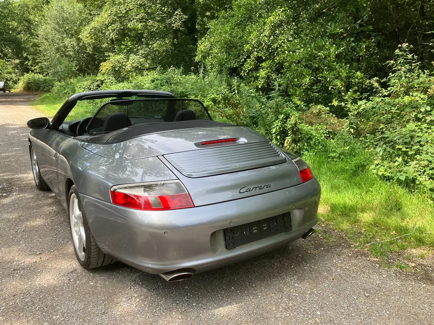 Porsche 996 Carrera 4 Grey - 1