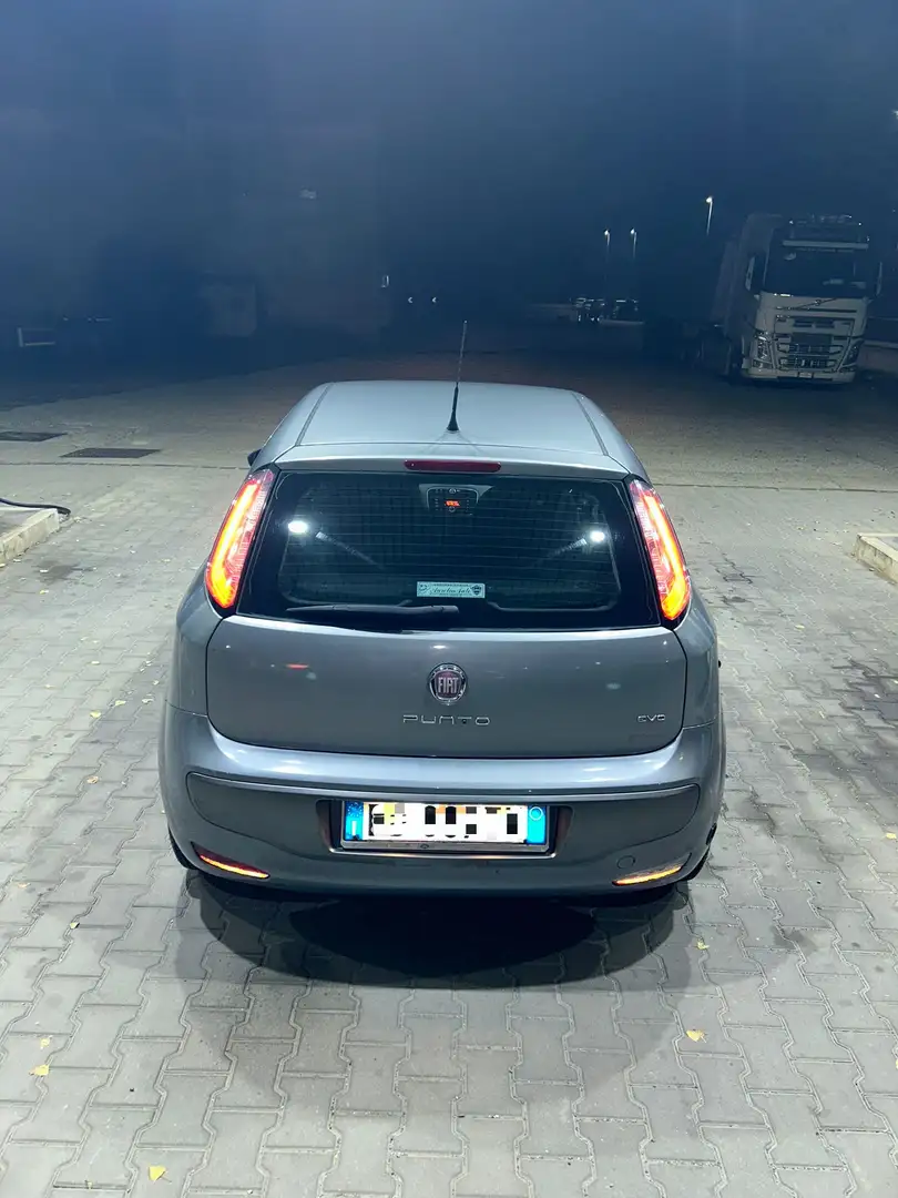 Fiat Punto Evo 5p 1.4 Emotion Gpl 77cv Grigio - 1