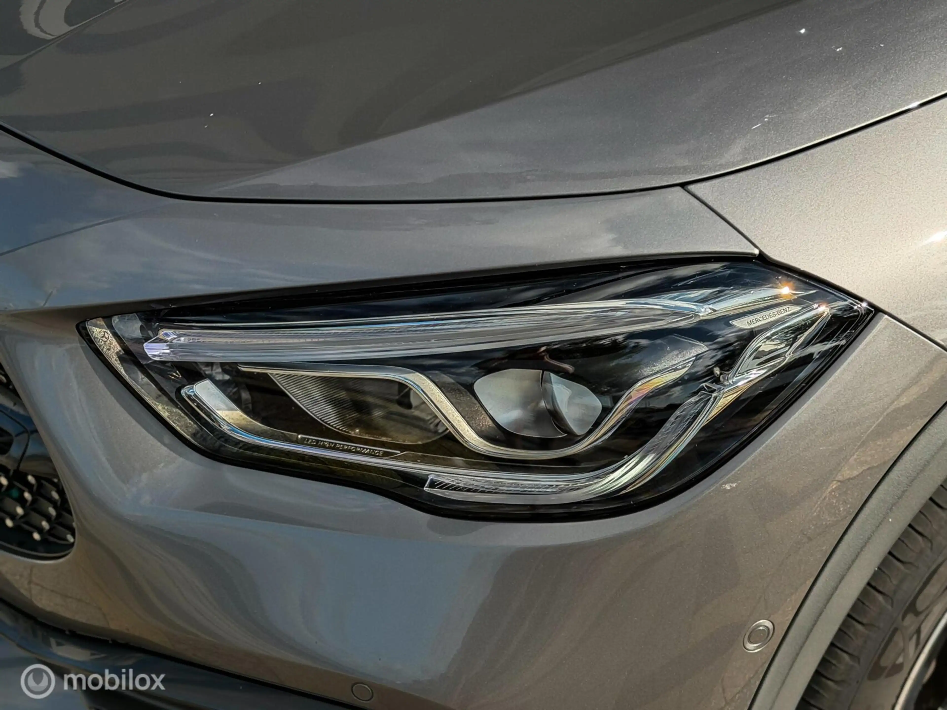 Mercedes-Benz GLA 200 AMG Line|Pano |ACC |Carbon — photo 7