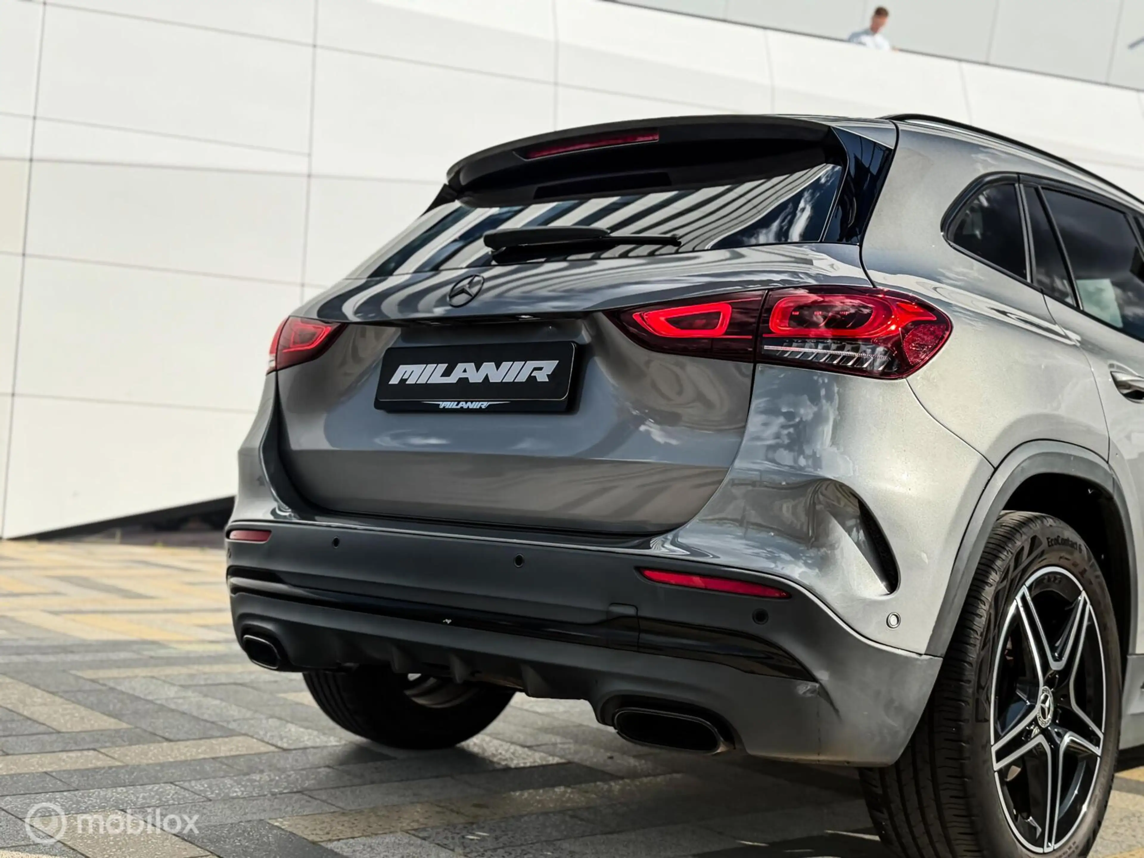 Mercedes-Benz GLA 200 AMG Line|Pano |ACC |Carbon — photo 8