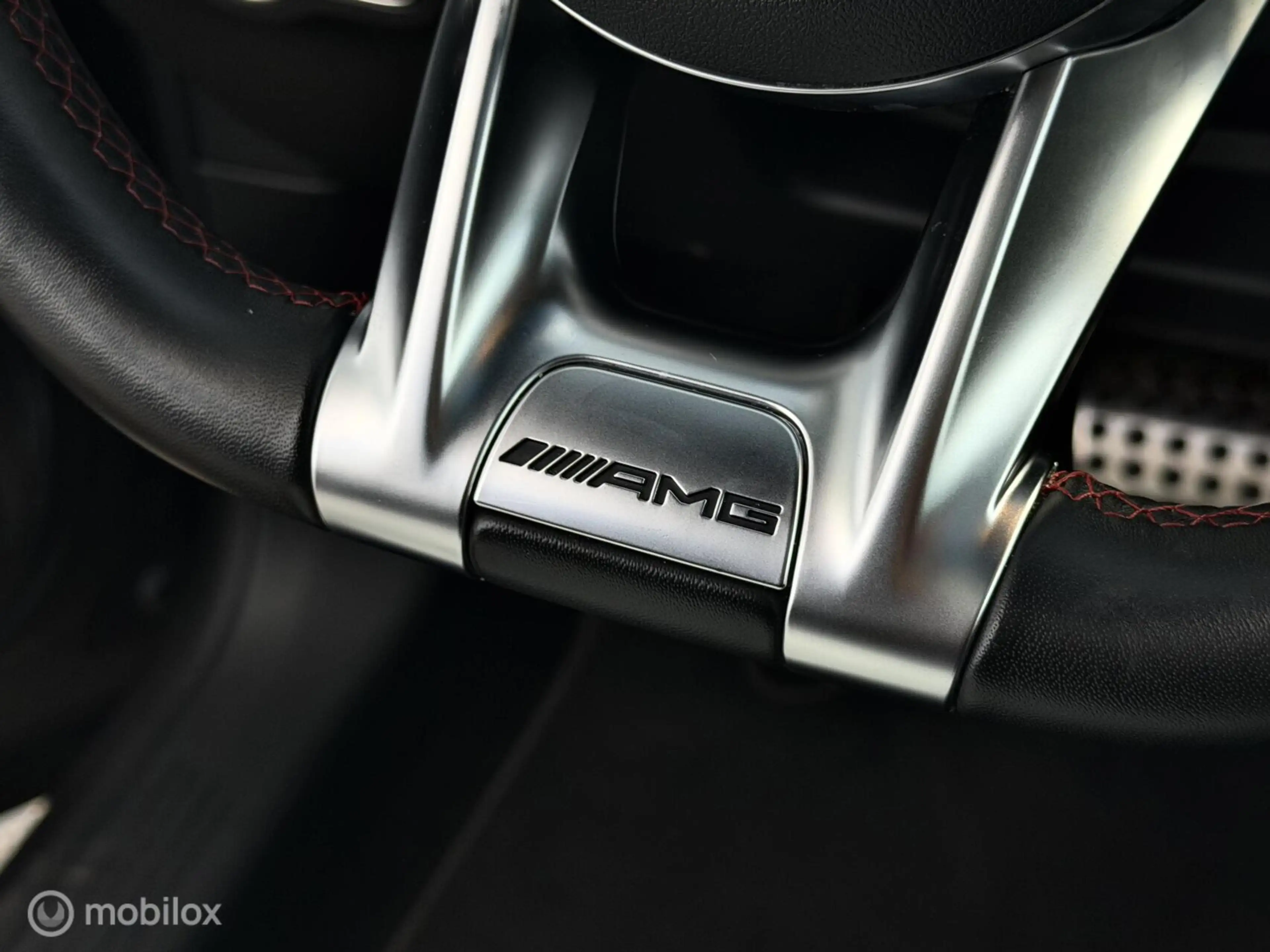 Mercedes-Benz GLA 200 AMG Line|Pano |ACC |Carbon — photo 24