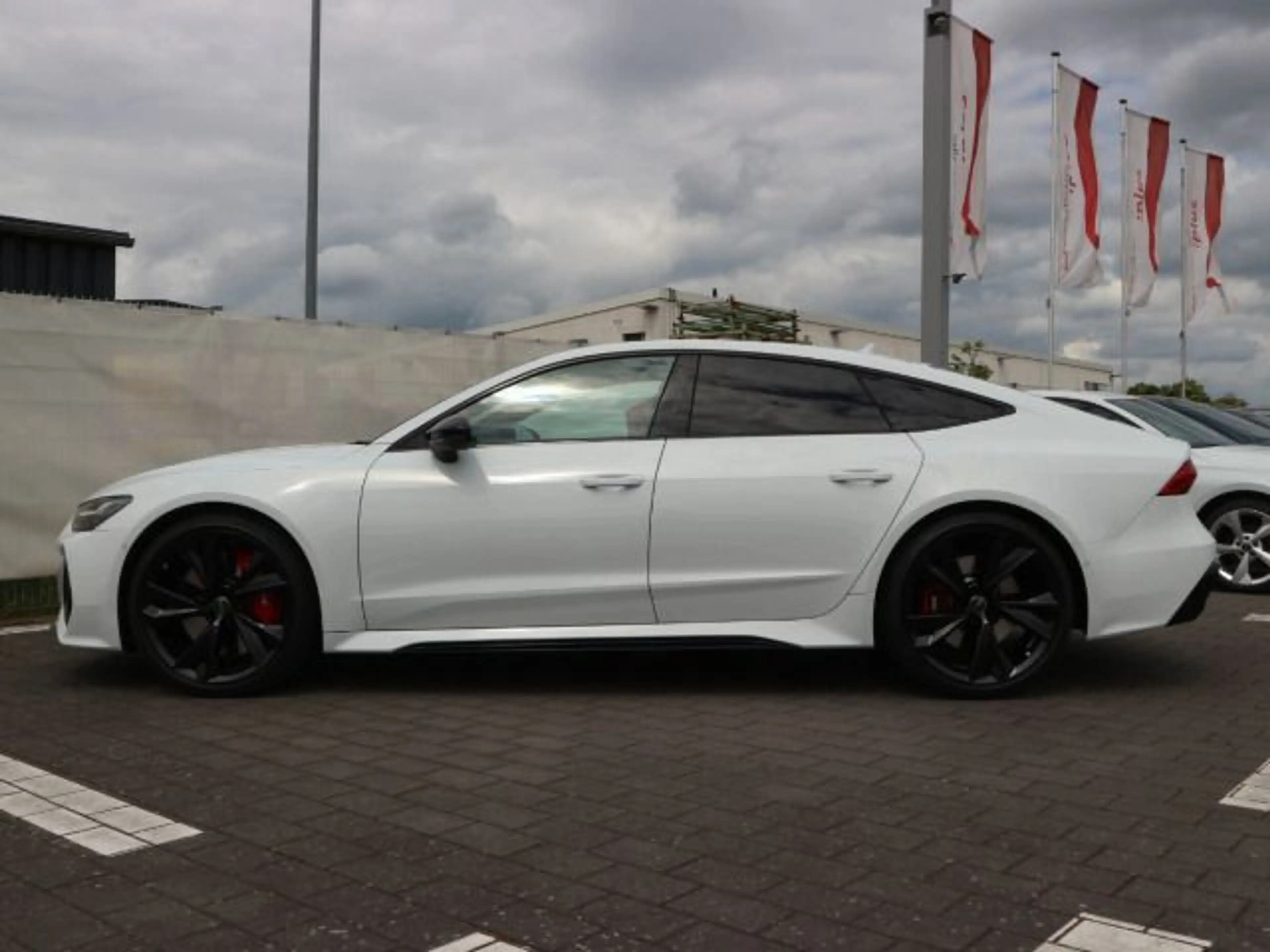 Audi RS7 SITZBELÜFTUNG*PANO*HEADUP*B&O — photo 9