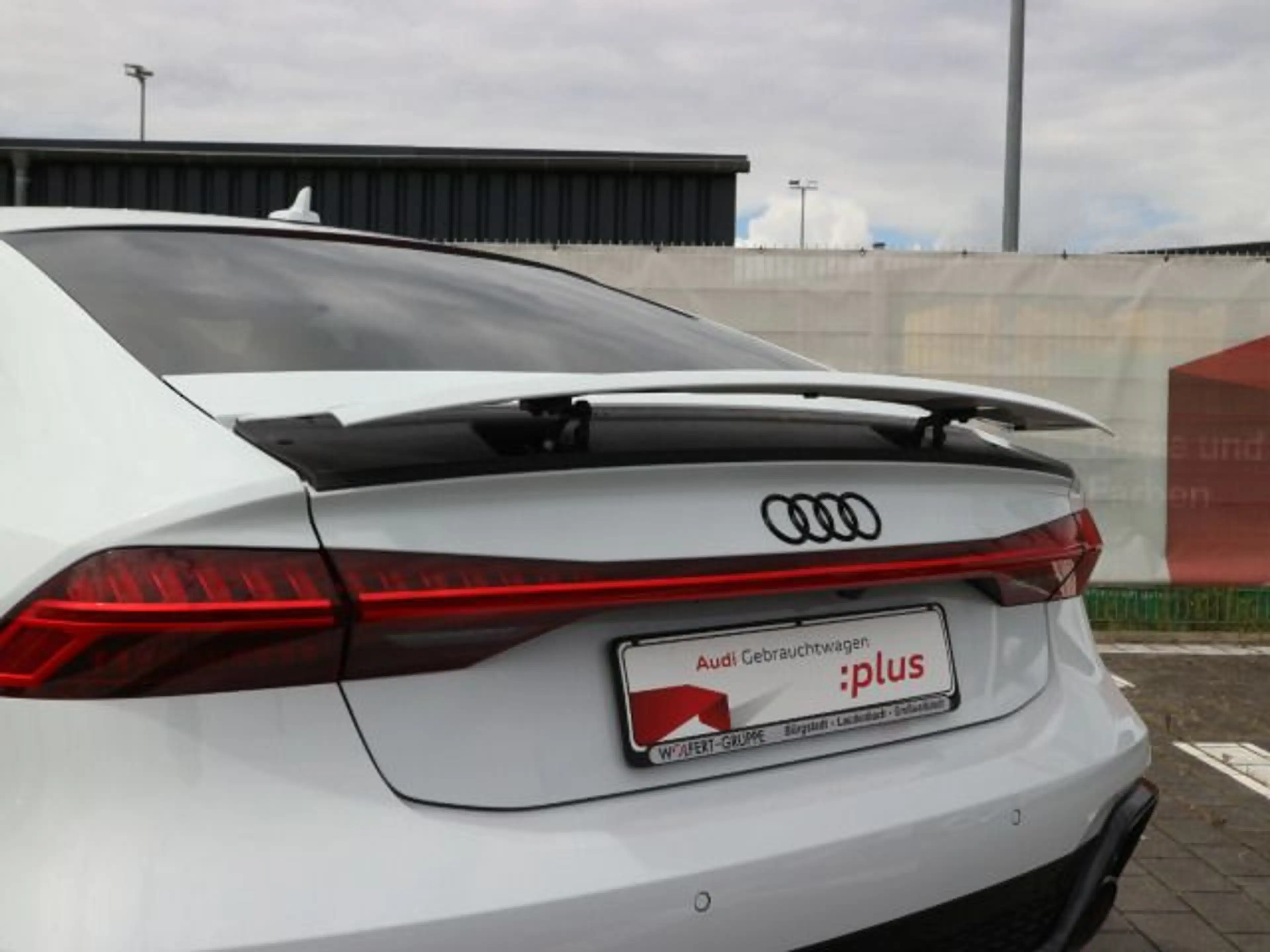Audi RS7 SITZBELÜFTUNG*PANO*HEADUP*B&O — photo 7