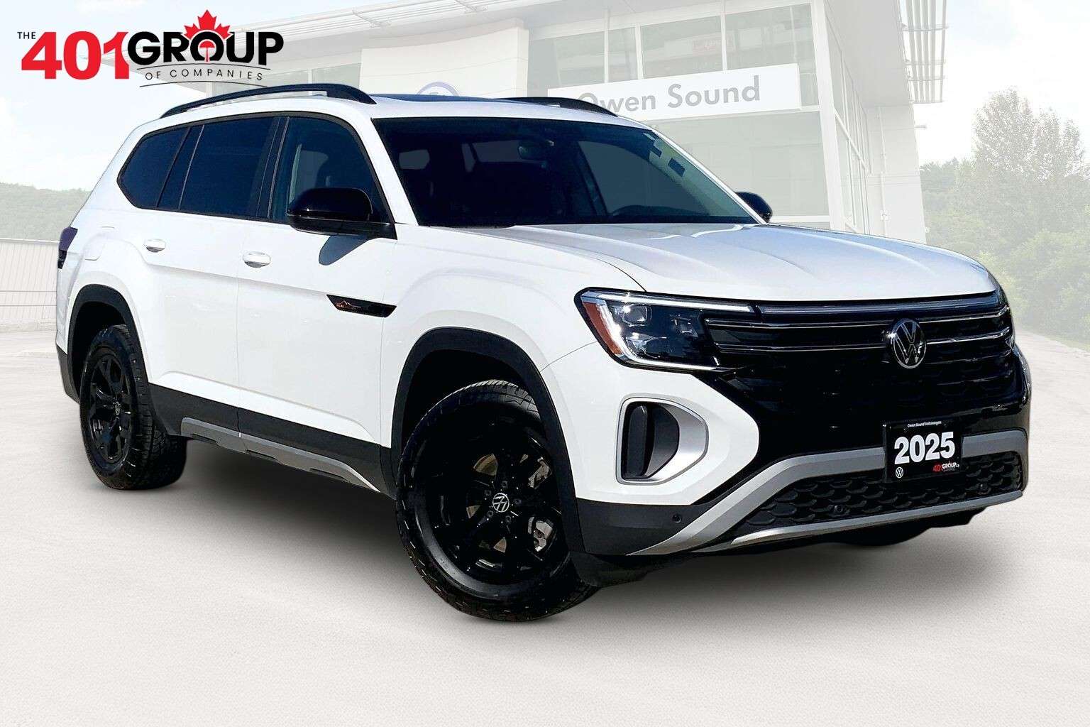 2025 Volkswagen Atlas AWD DEMO | Leather | Sunroof | Car play