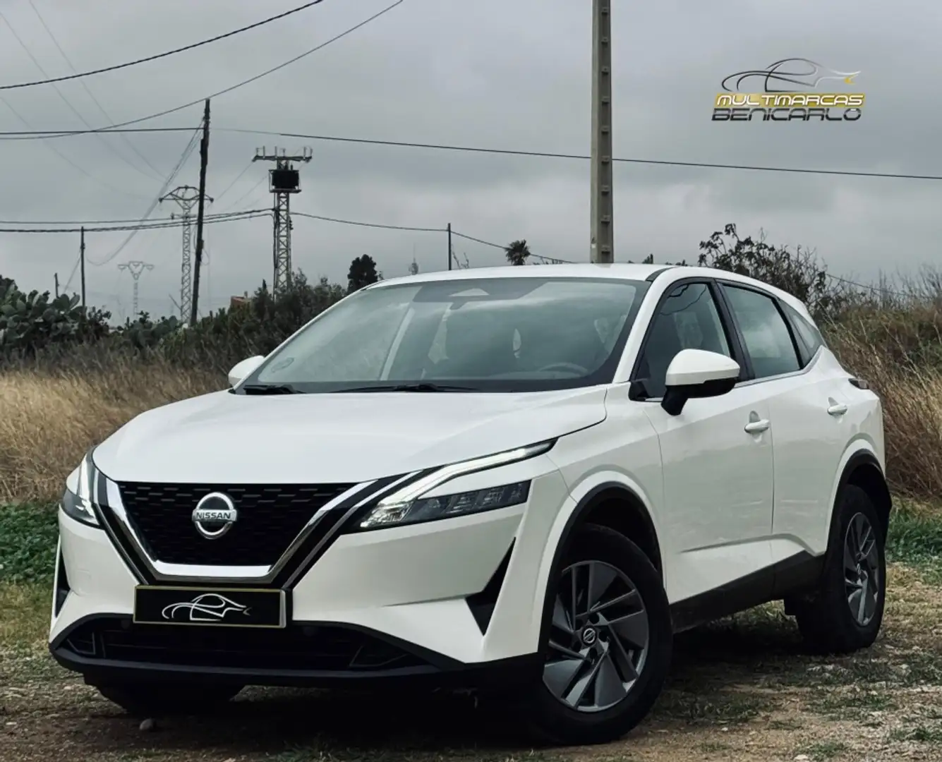 Nissan Qashqai 1.3 DIG-T mHEV 12V Acenta 4x2 Aut. 116kW Wit - 1