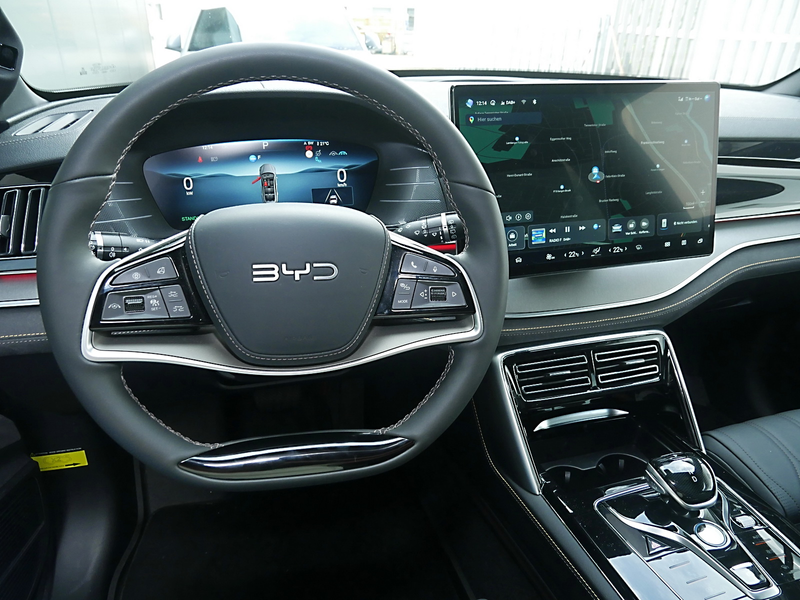 BYD Tang 380 kW 360° 7Si ACC HUD LED Navi Pano 21" — photo 4
