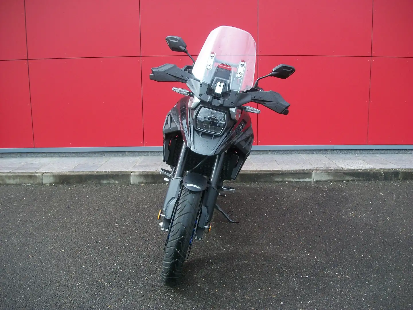 Suzuki V-Strom 1050 Schwarz - 2