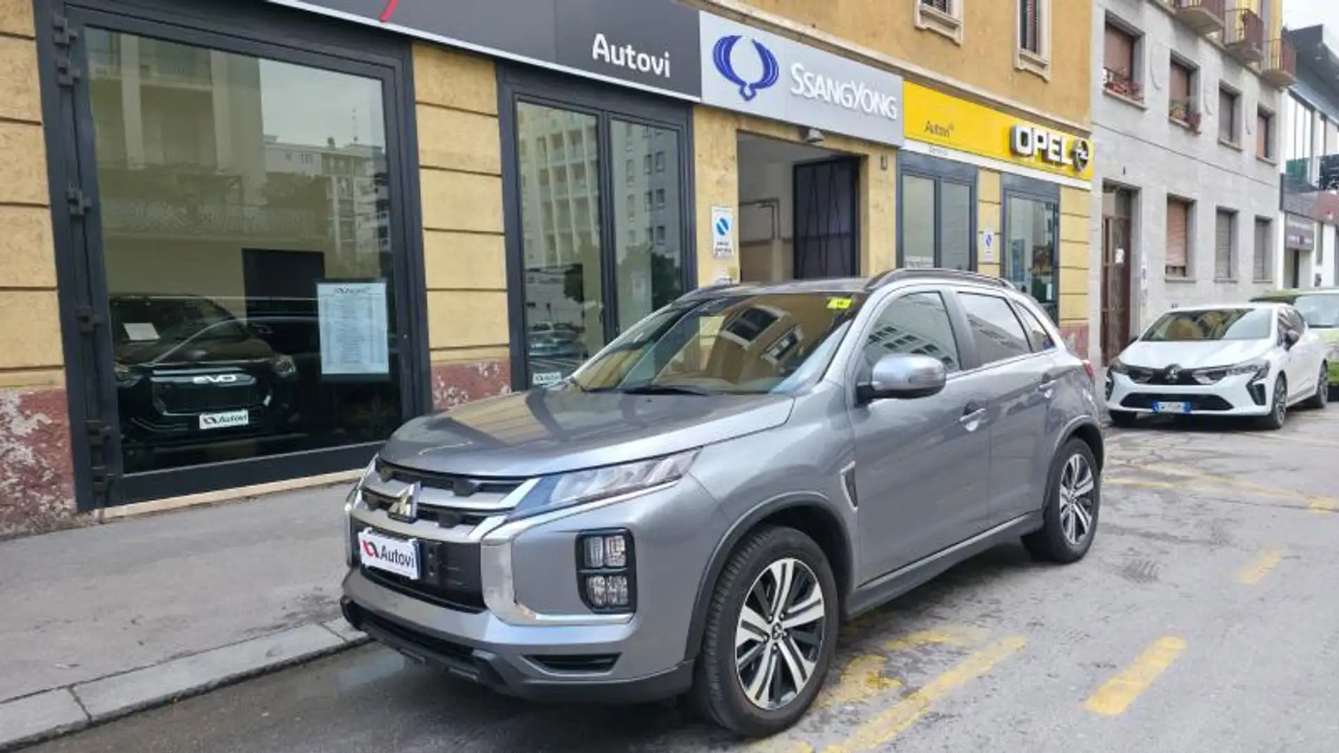 Mitsubishi ASX 2.0 Instyle bi-fuel Gpl 2wd (PROMO) Grau - 1