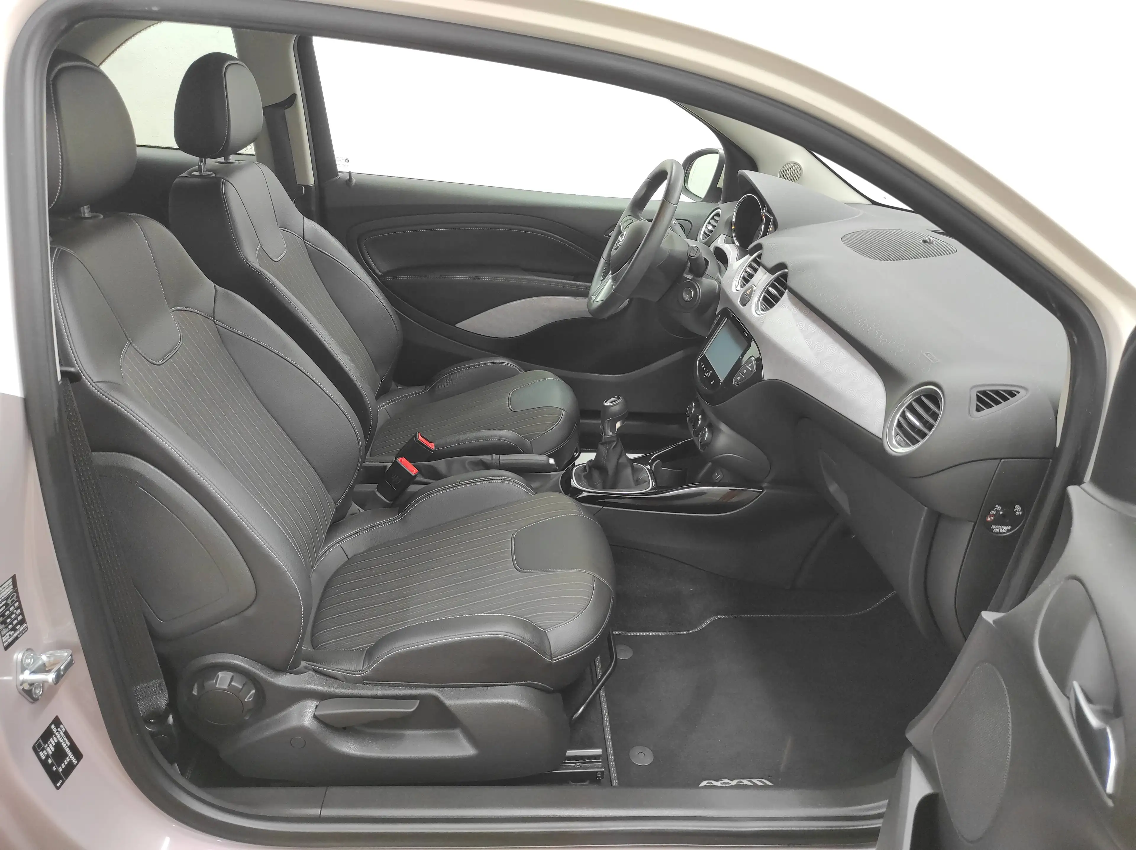 Opel Adam 1.4 KLIMAA TEMP BC USB ESP LEDER EURO-5 STERNEN-HIMMEL Germany's next Topmodel — photo 10