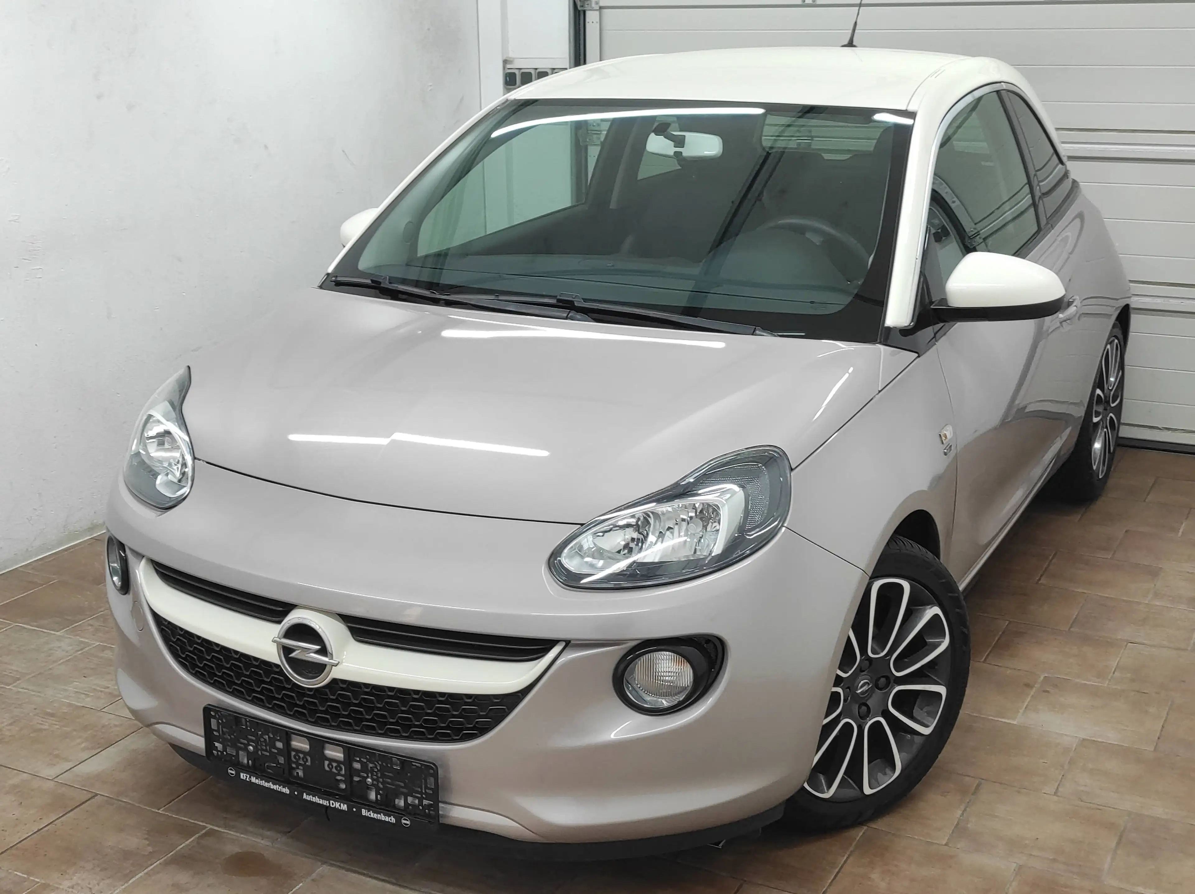 Opel Adam 1.4 KLIMAA TEMP BC USB ESP LEDER EURO-5 STERNEN-HIMMEL Germany's next Topmodel — photo 3