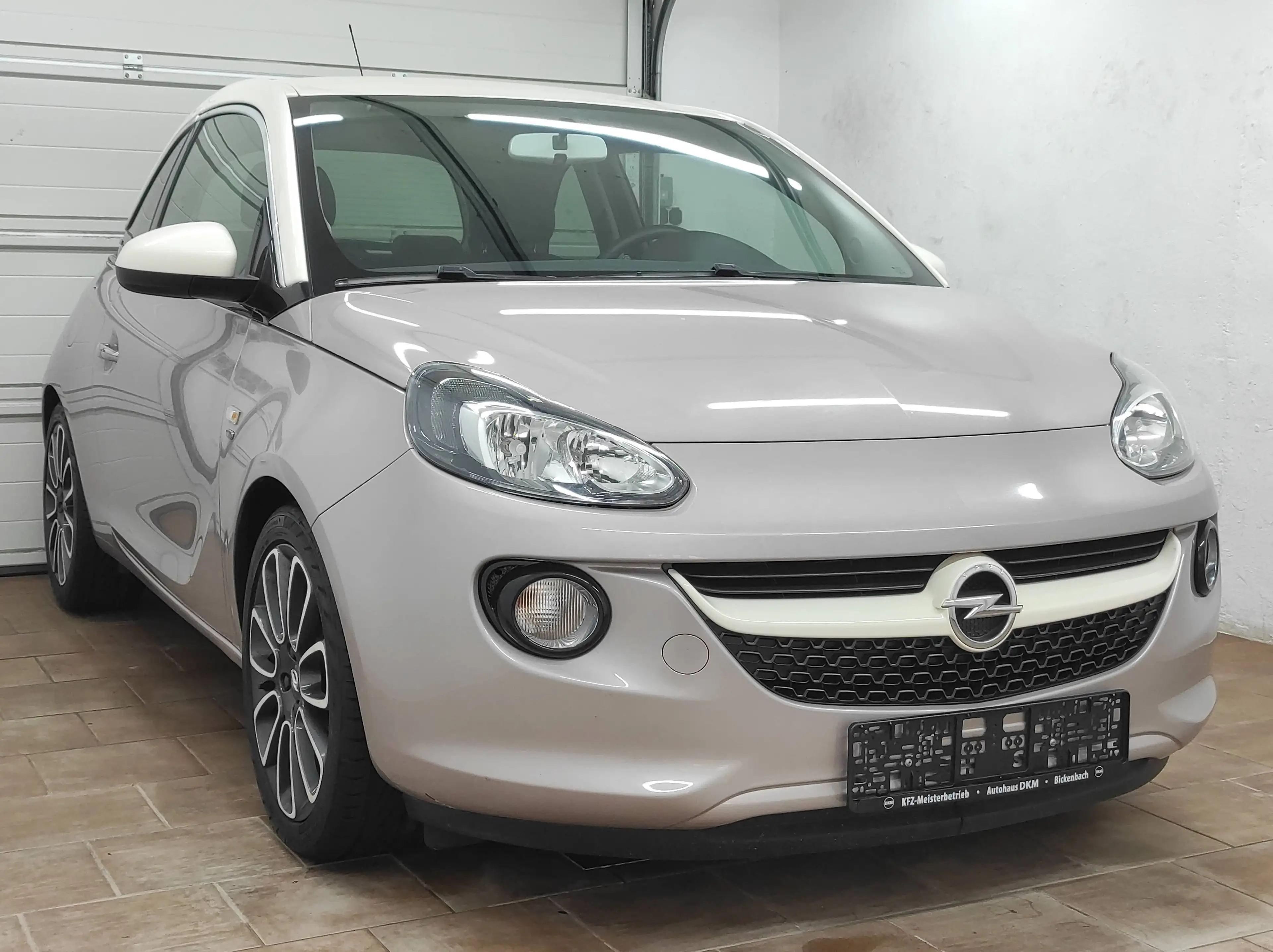 Opel Adam 1.4 KLIMAA TEMP BC USB ESP LEDER EURO-5 STERNEN-HIMMEL Germany's next Topmodel — photo 2