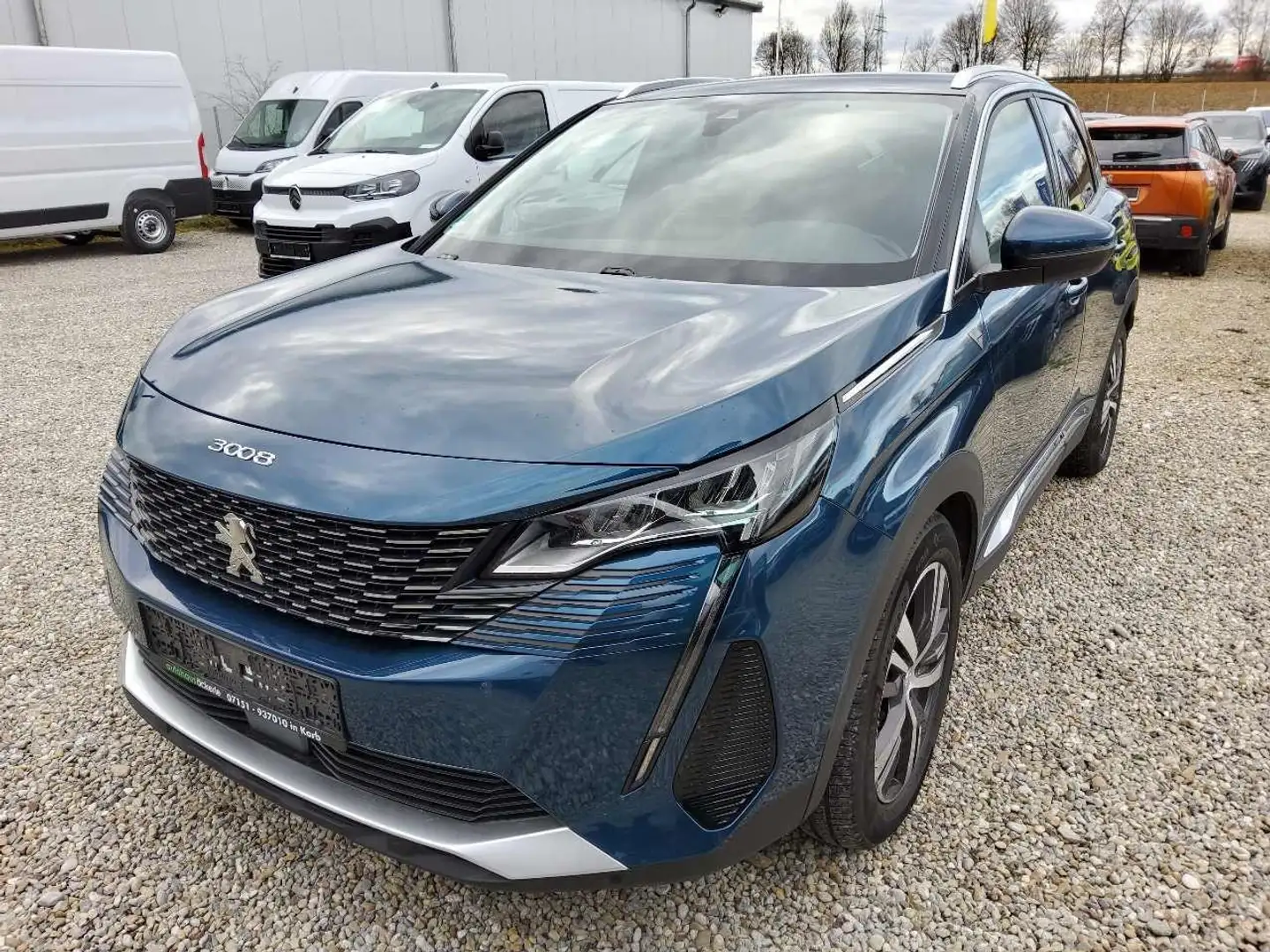 Peugeot 3008 Hybrid 225 Roadtrip Синій - 1