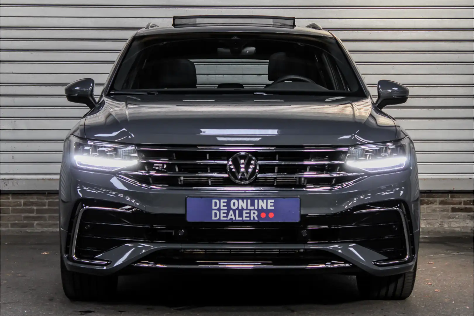 Volkswagen Tiguan 1.5 TSI DSG R-Line |Pano|Virtual|Sfeer|Trekhaak Gris - 2