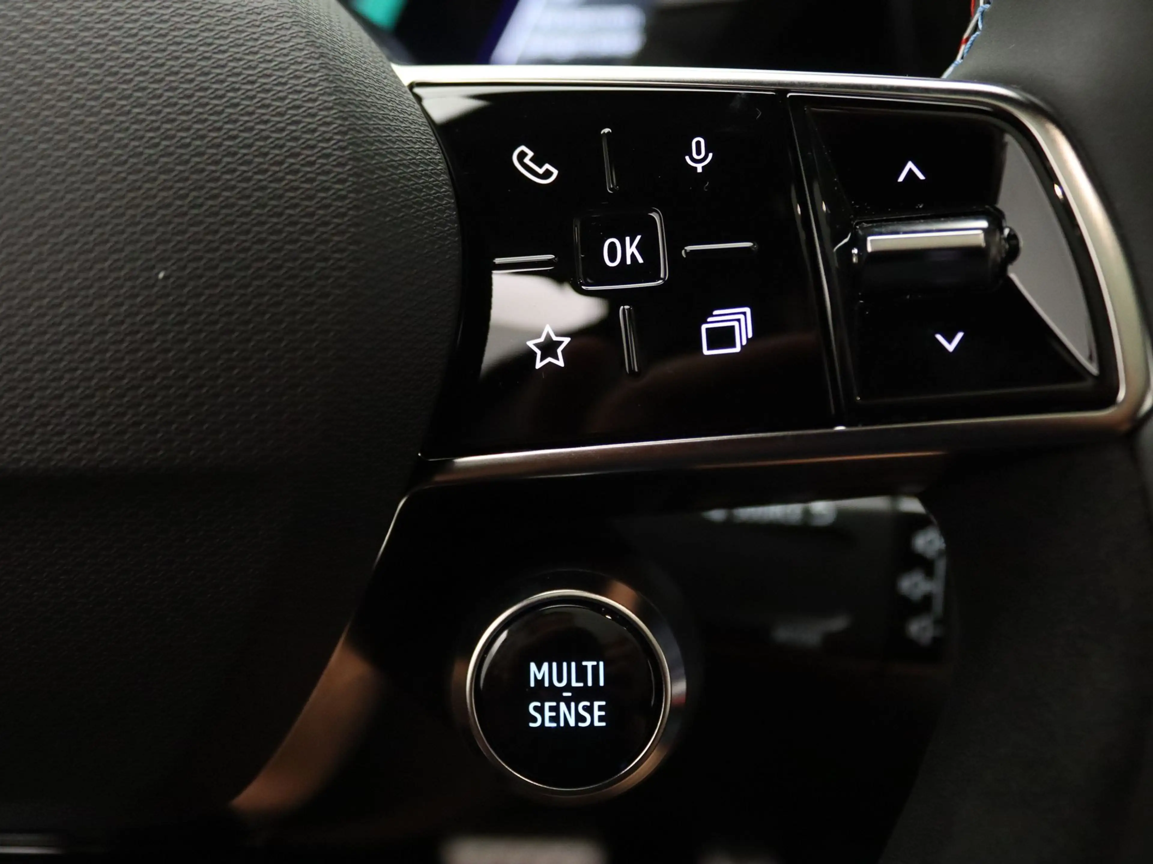 Renault Rafale 300pk E-Tech 4x4 plug-in hybrid atelier Alpine Har — photo 16