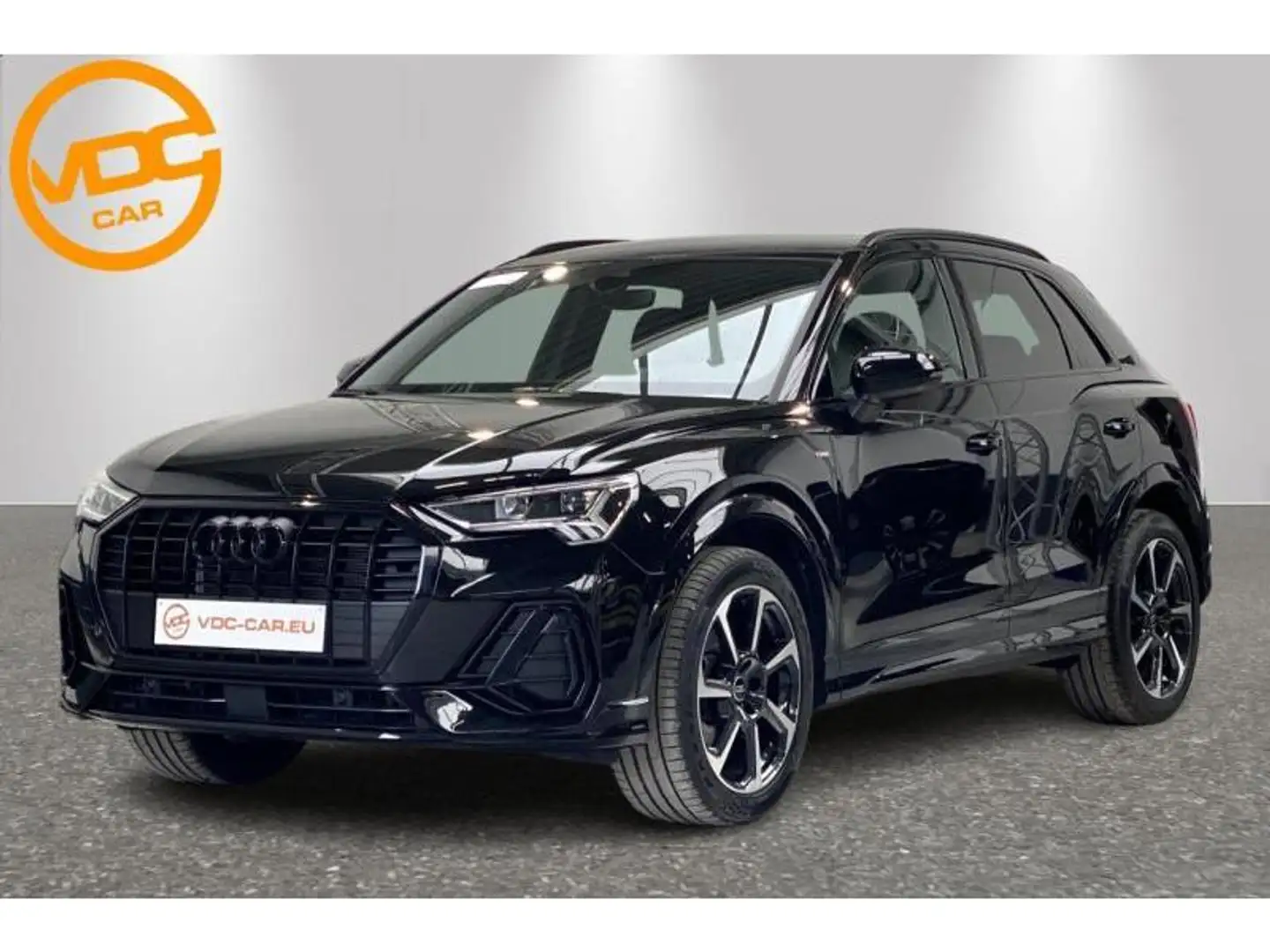 Audi Q3 S-Line 35 TFSI Nero - 1