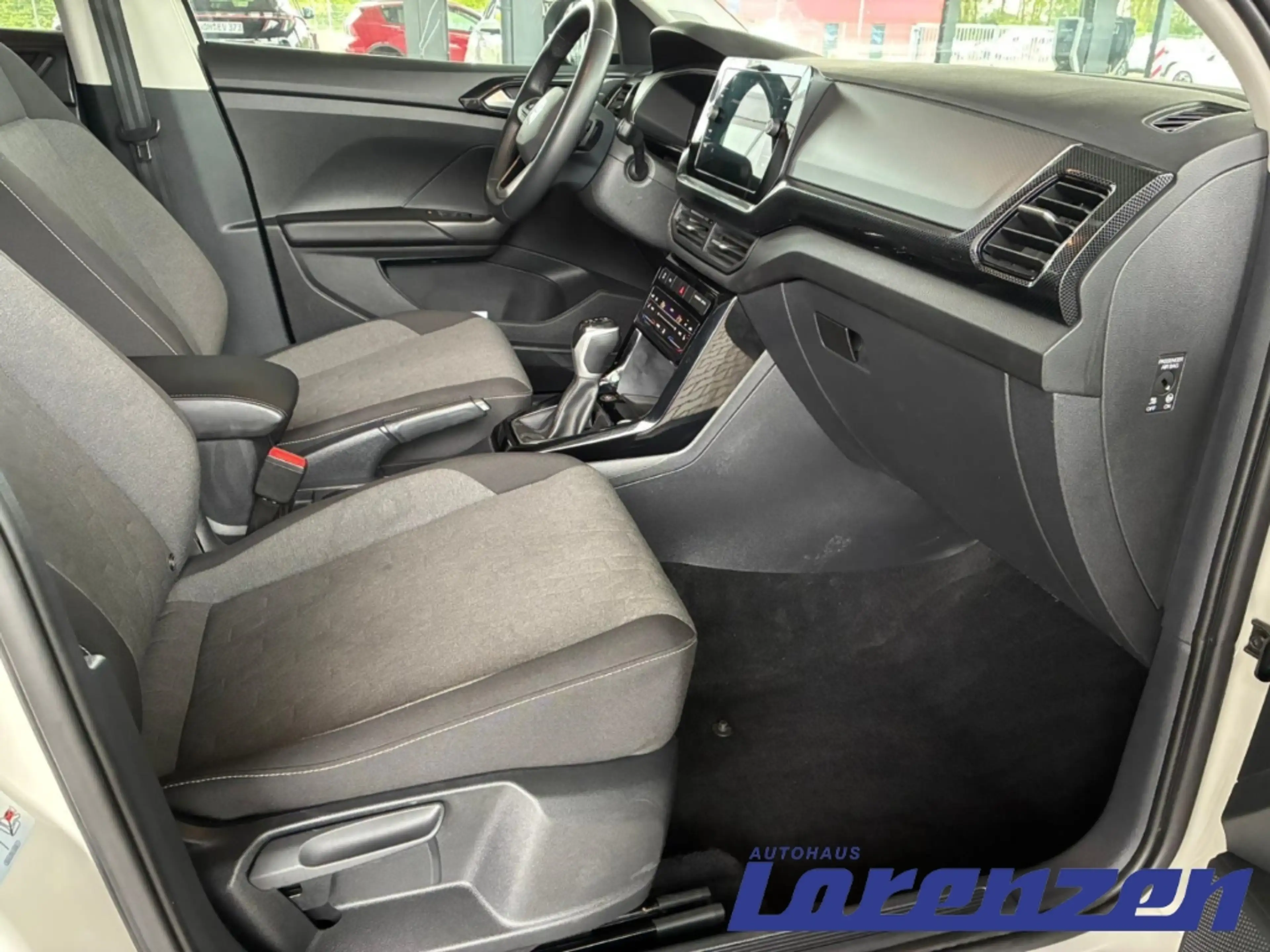 Volkswagen T-Cross 85 kW Life 1.0 TSI DSG Matrix-LED ACC Kame — photo 10