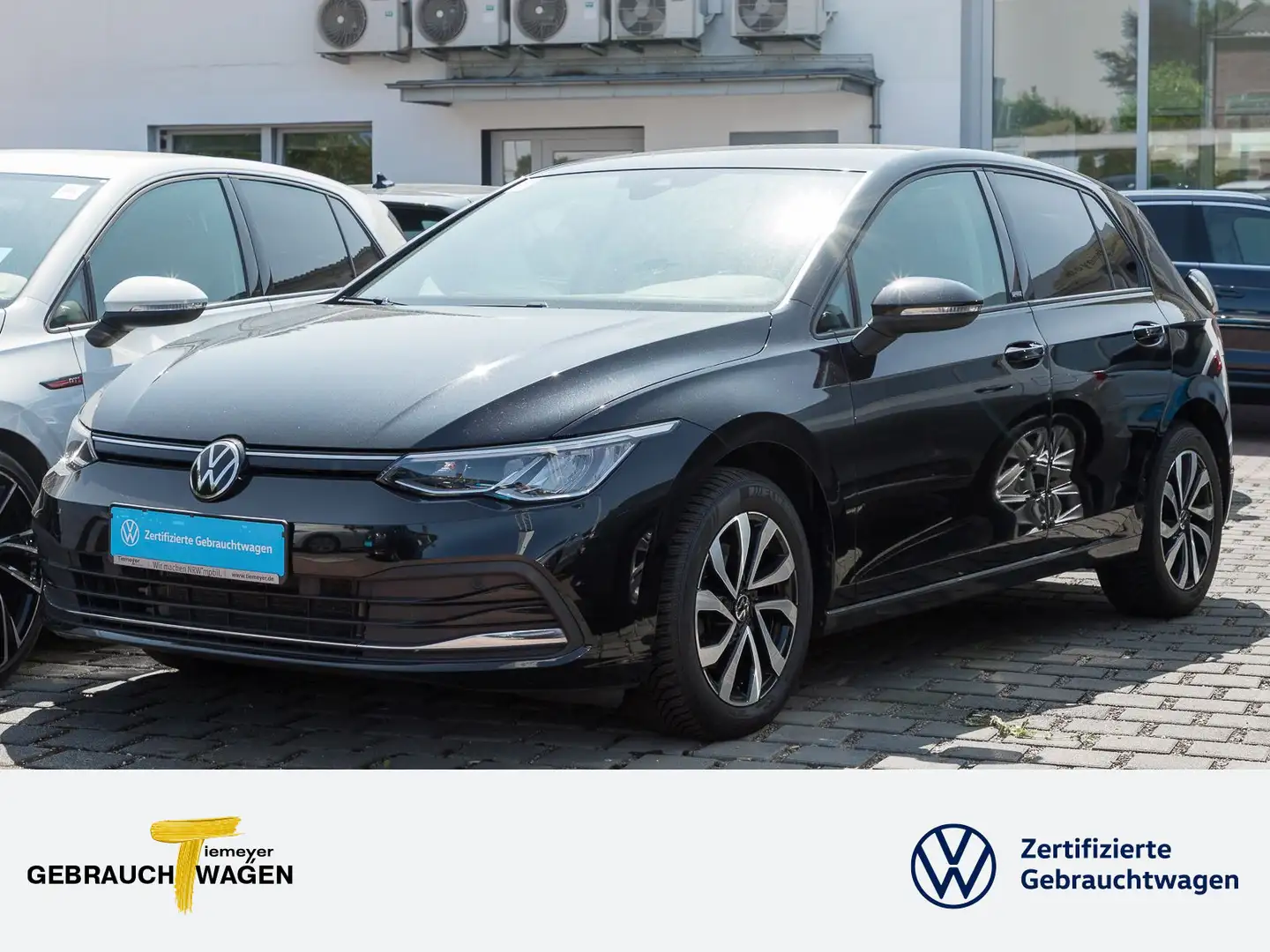 Volkswagen Golf 2.0 TDI DSG ACTIVE AHK KAMERA LM Schwarz - 1