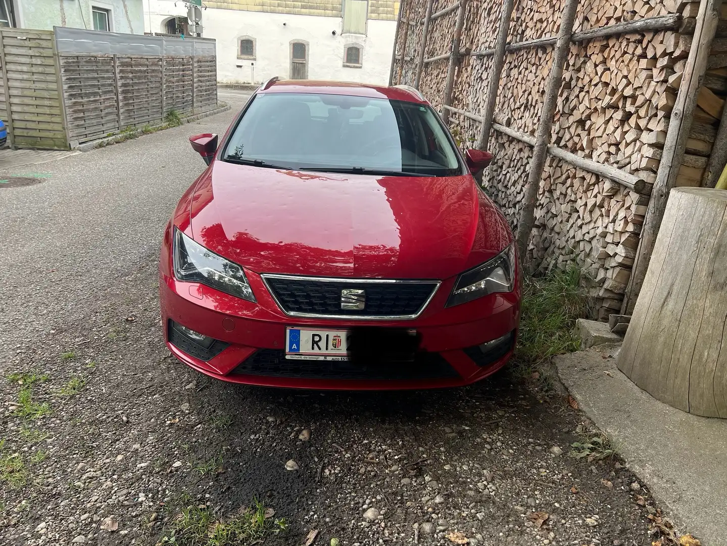 SEAT Leon Leon ST Style 1,0 TSI Style Rot - 2