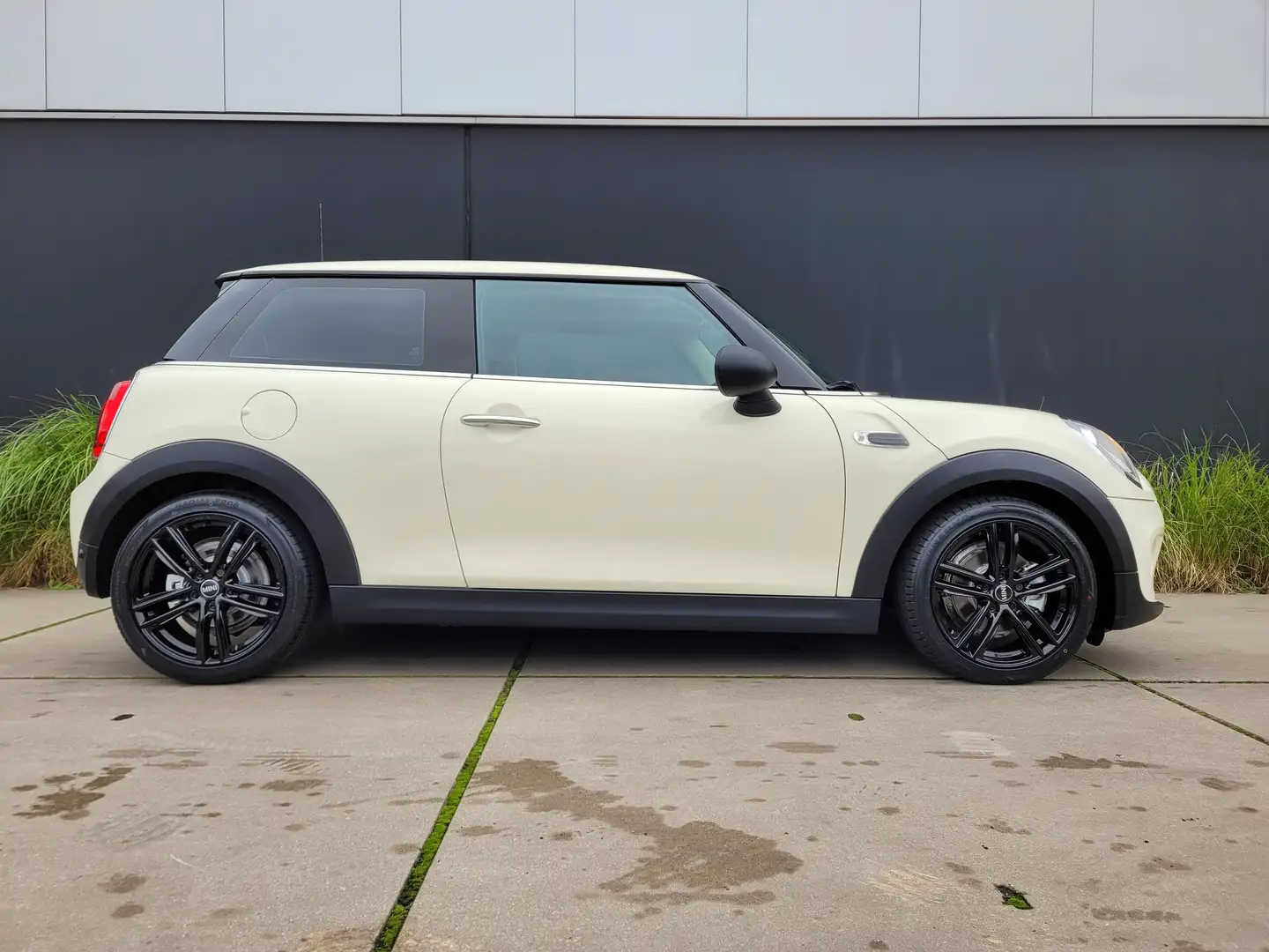 MINI Cooper *AUT.*PDC*MINI NAVI*BLUETOOTH*SPORTSTUUR* Blanc - 2